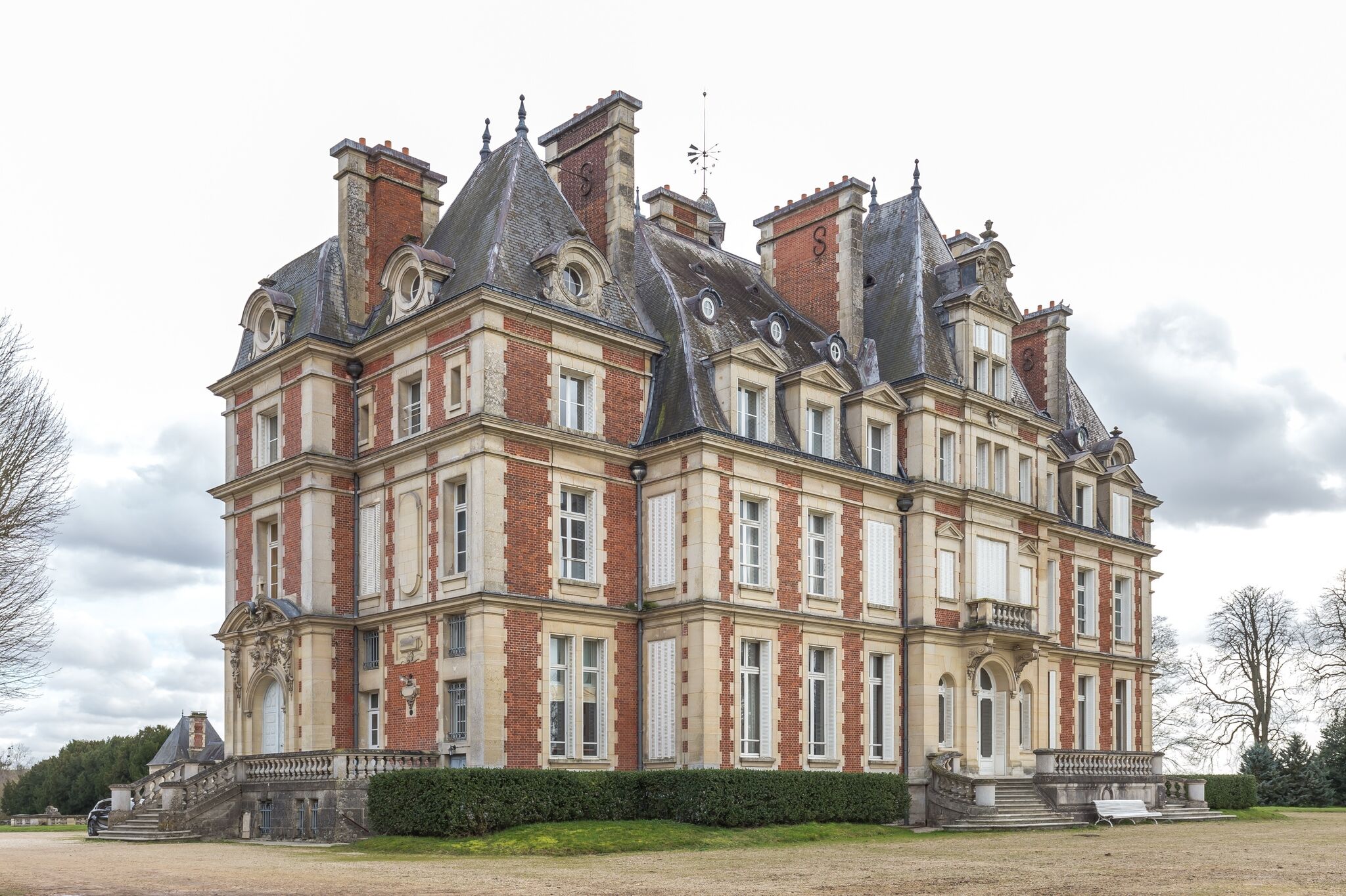 Appartement Seduisant Dans Chateau A Ocquerre Avec Piscine Chateaux A Louer A Ocquerre France Appartement Seduisant Dans Chateau A Ocquerre Avec Piscine Chateaux A Louer A Ocquerre France