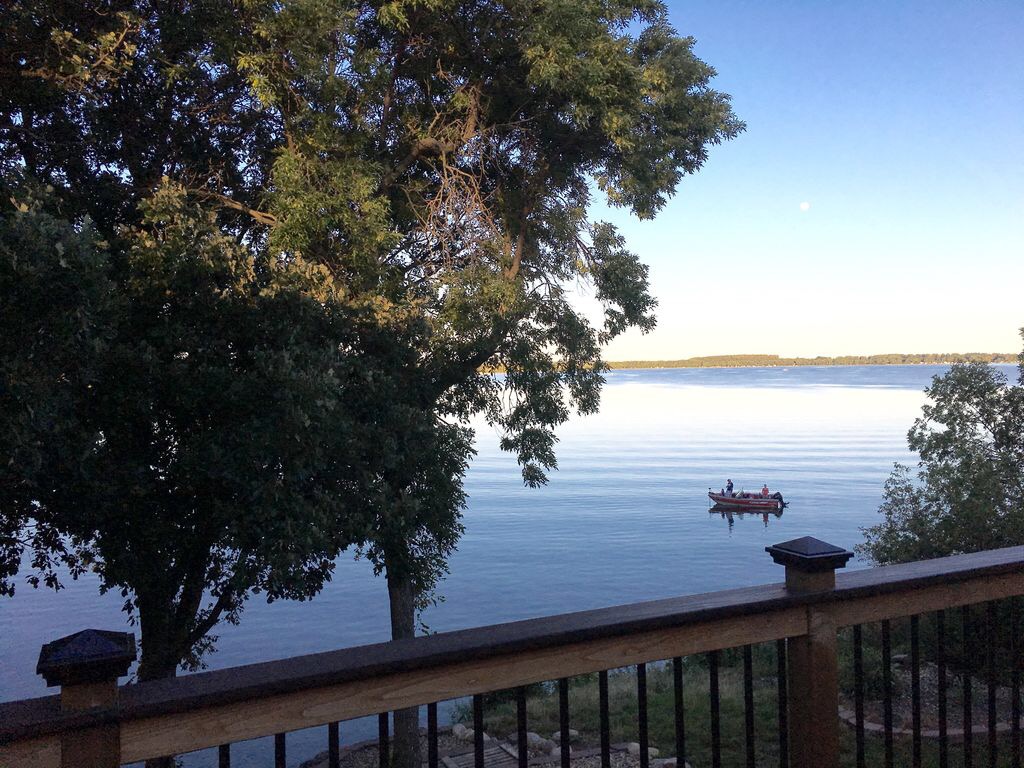 Beautiful Lake Home On Clear Lake Houses for Rent in Lake City, South