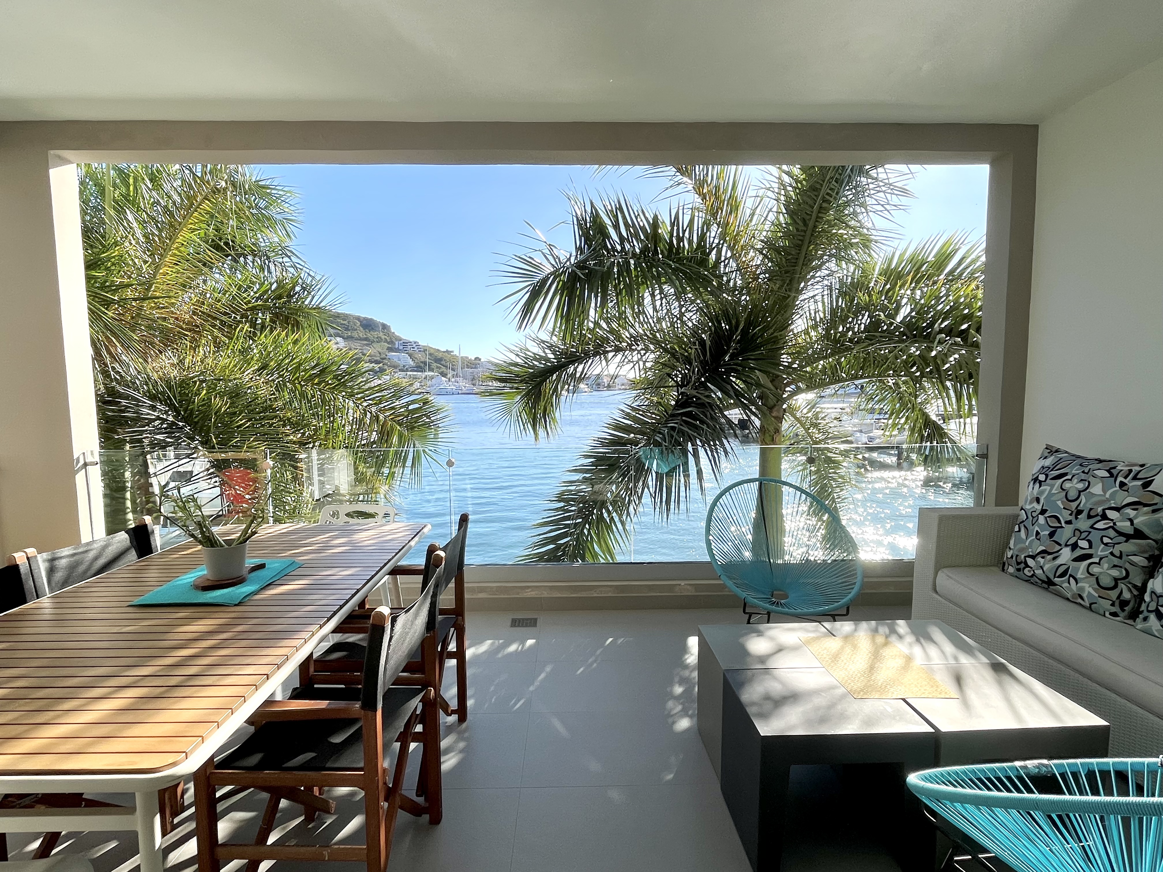 Sea Lover - Las Brisas