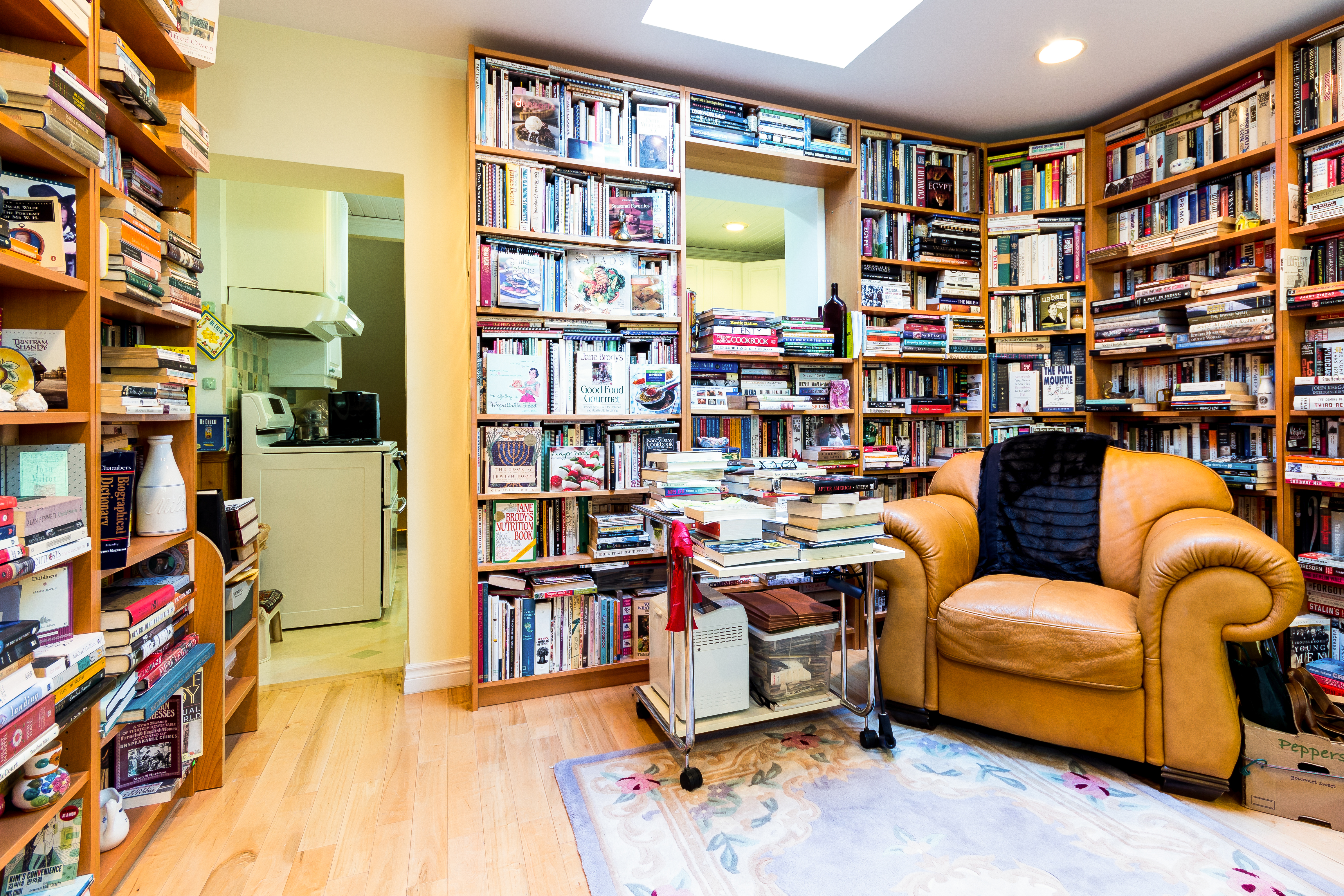 Absolutely perfect location in Lawrence Park North, Toronto