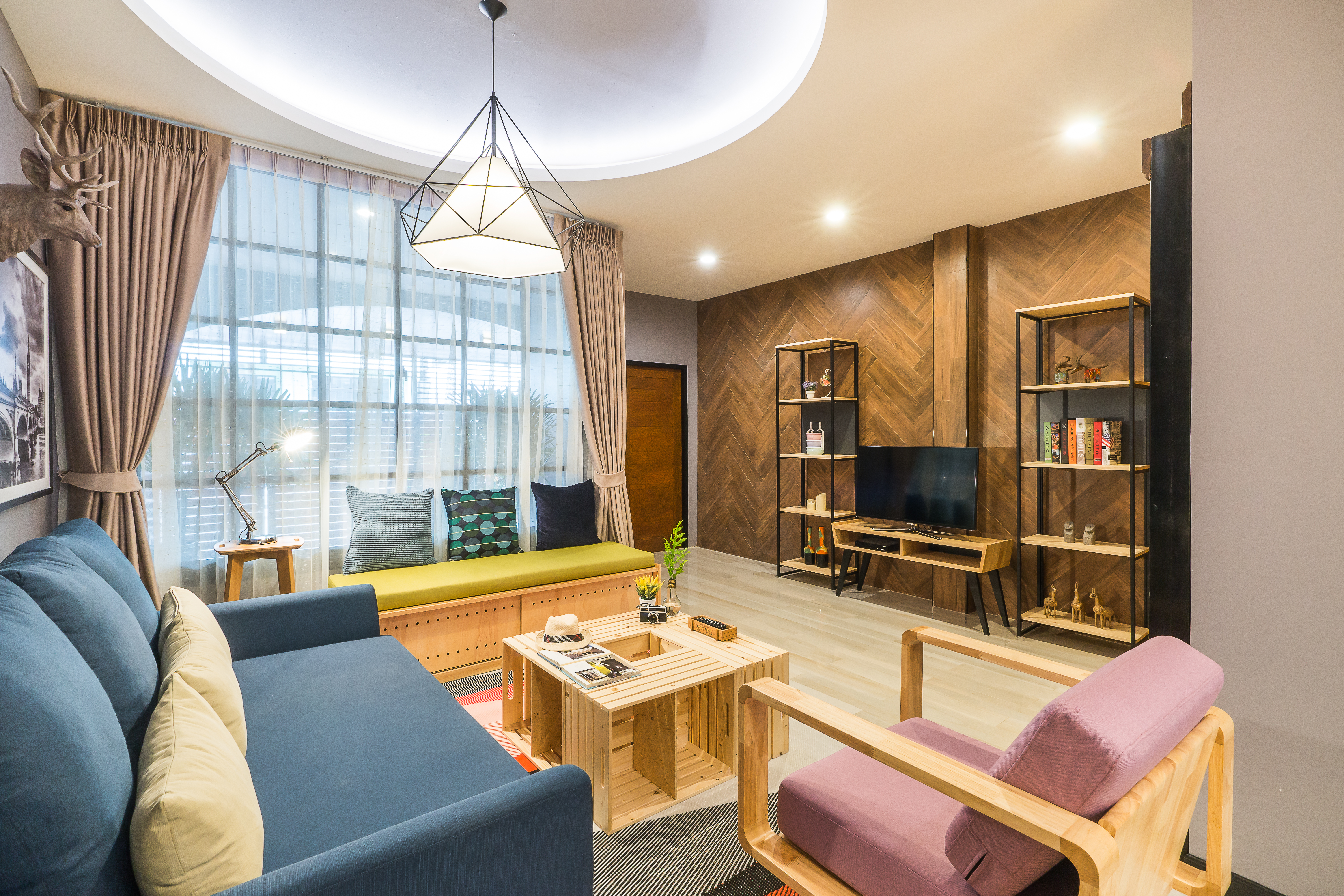 "Feel Like Home" 4 BR Townhouse @ BTS ONNUT