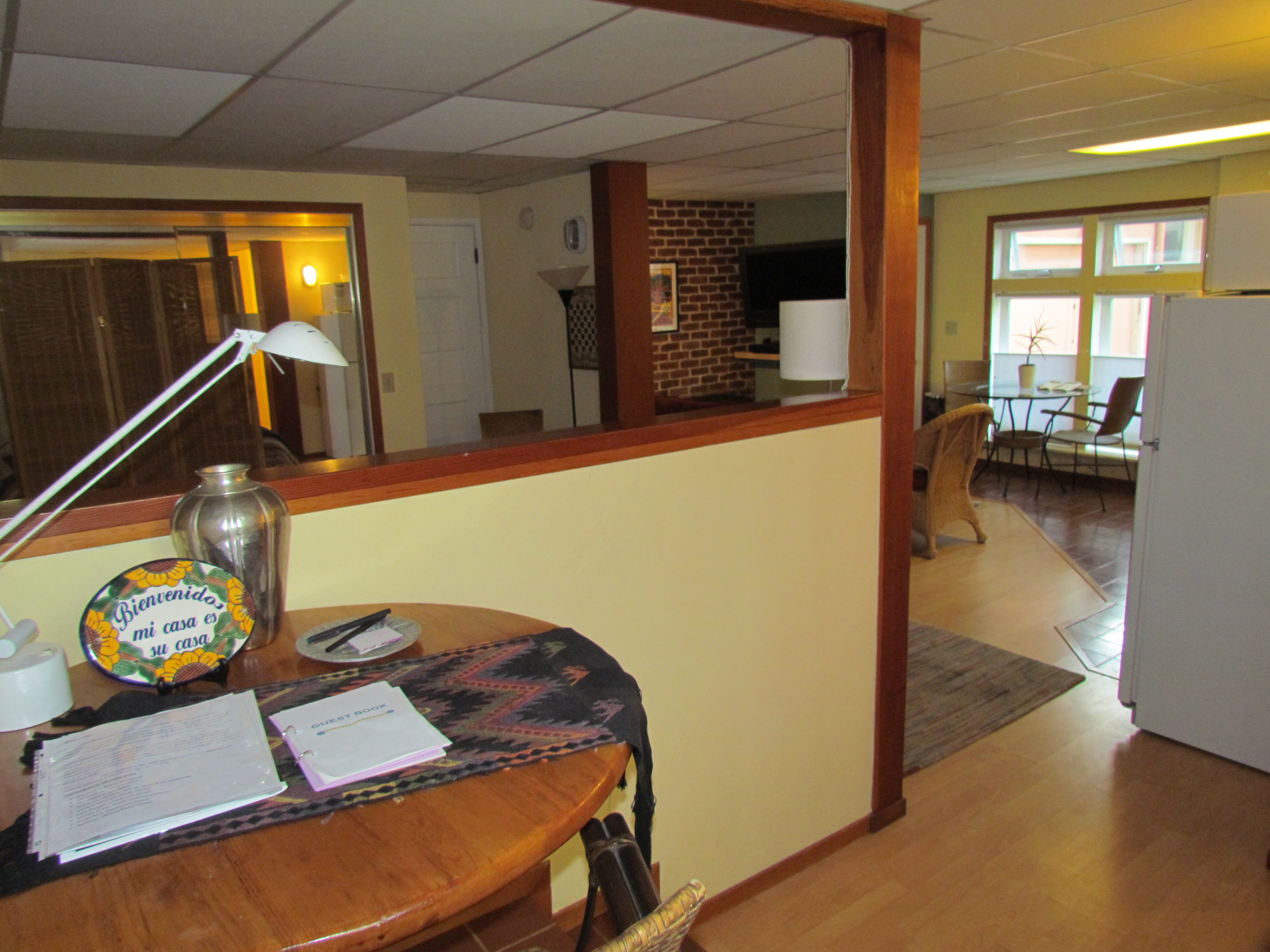 Glenview Fully Equipped Private Apartment Guest suites for Rent in