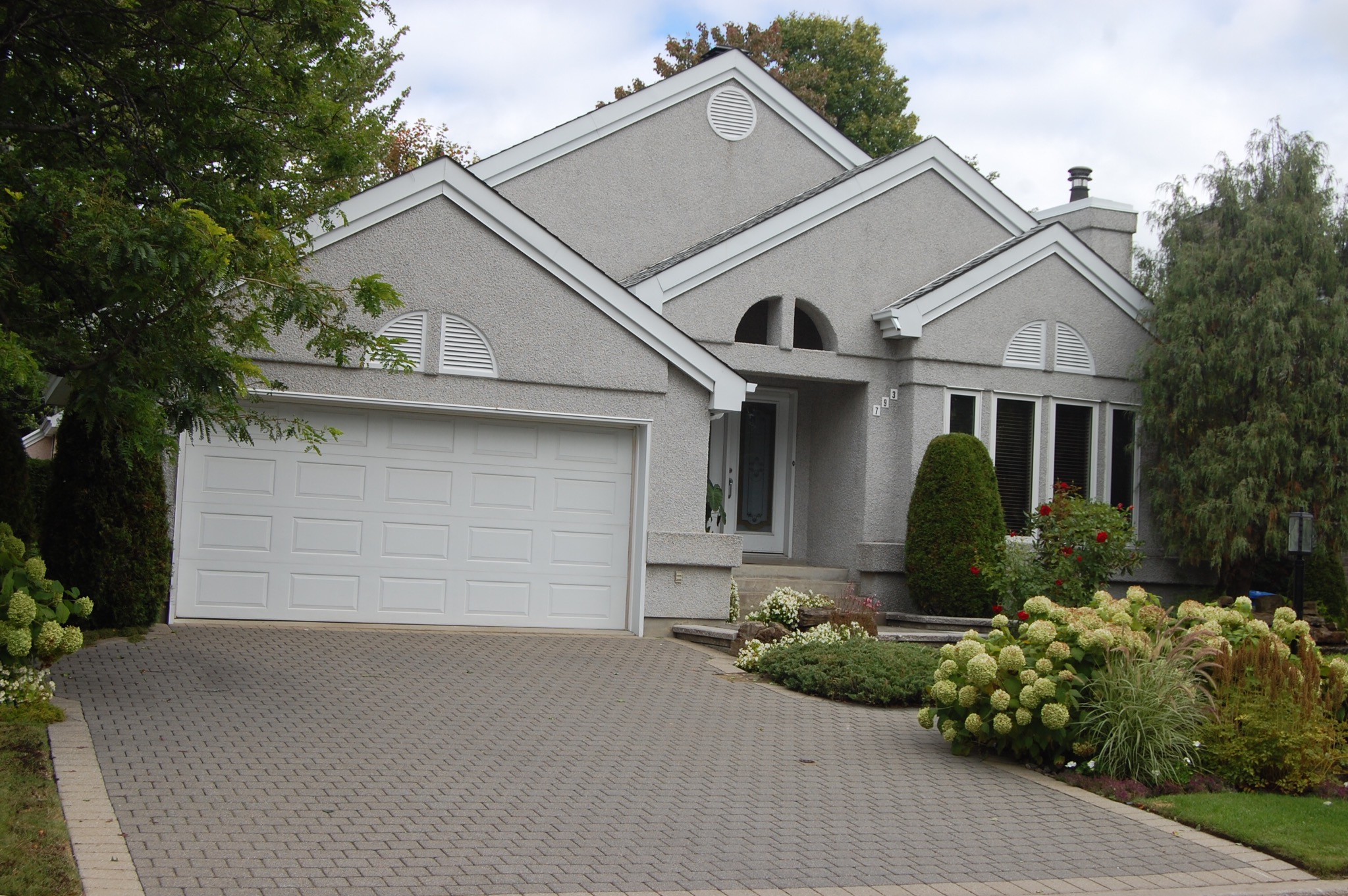 Great, nice and big house. Houses for Rent in Terrebonne, Quebec, Canada Airbnb