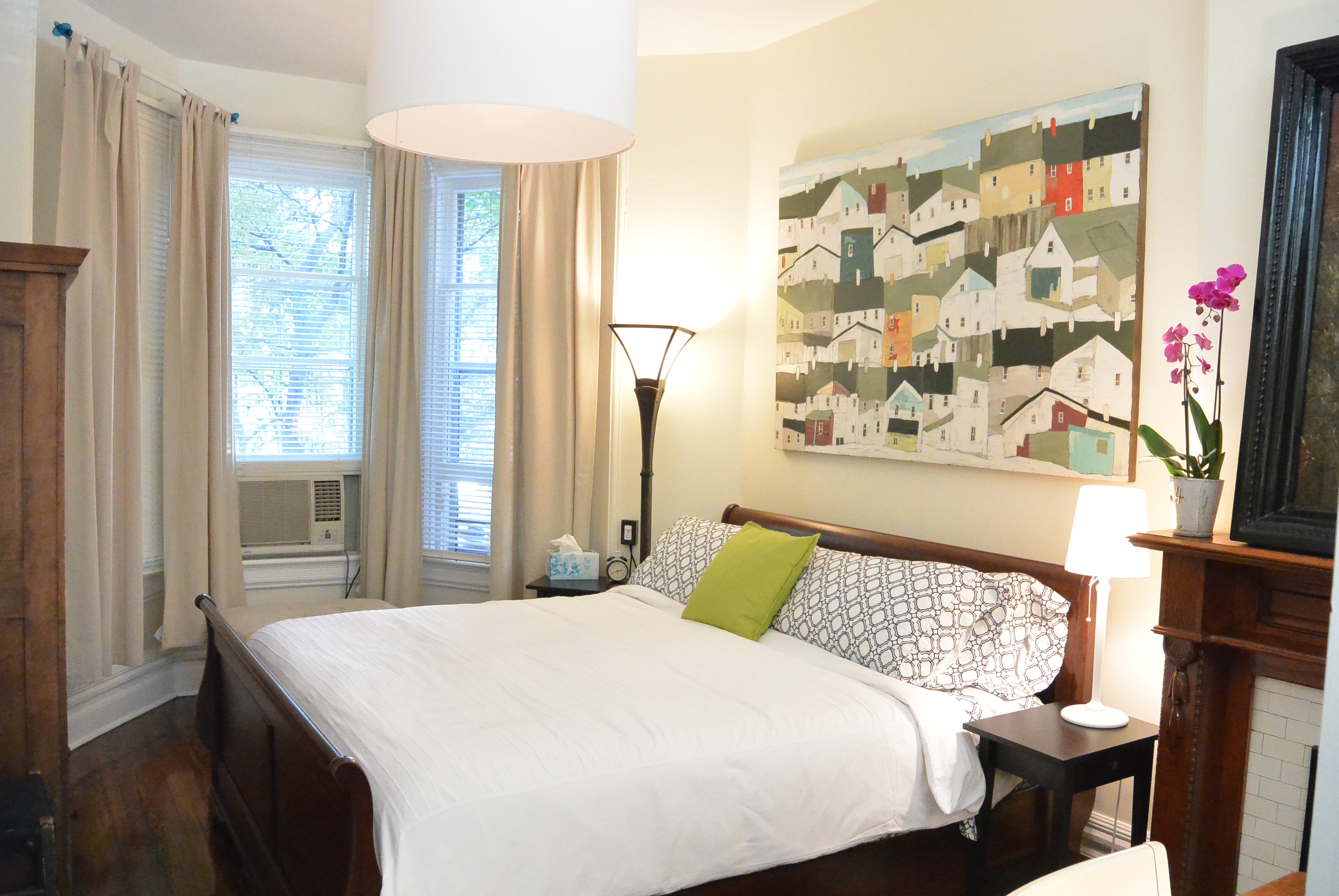 Charming Lane House in Little Italy