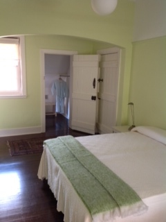 Comfy room with private ensuite bathroom in Stonnington, Melbourne