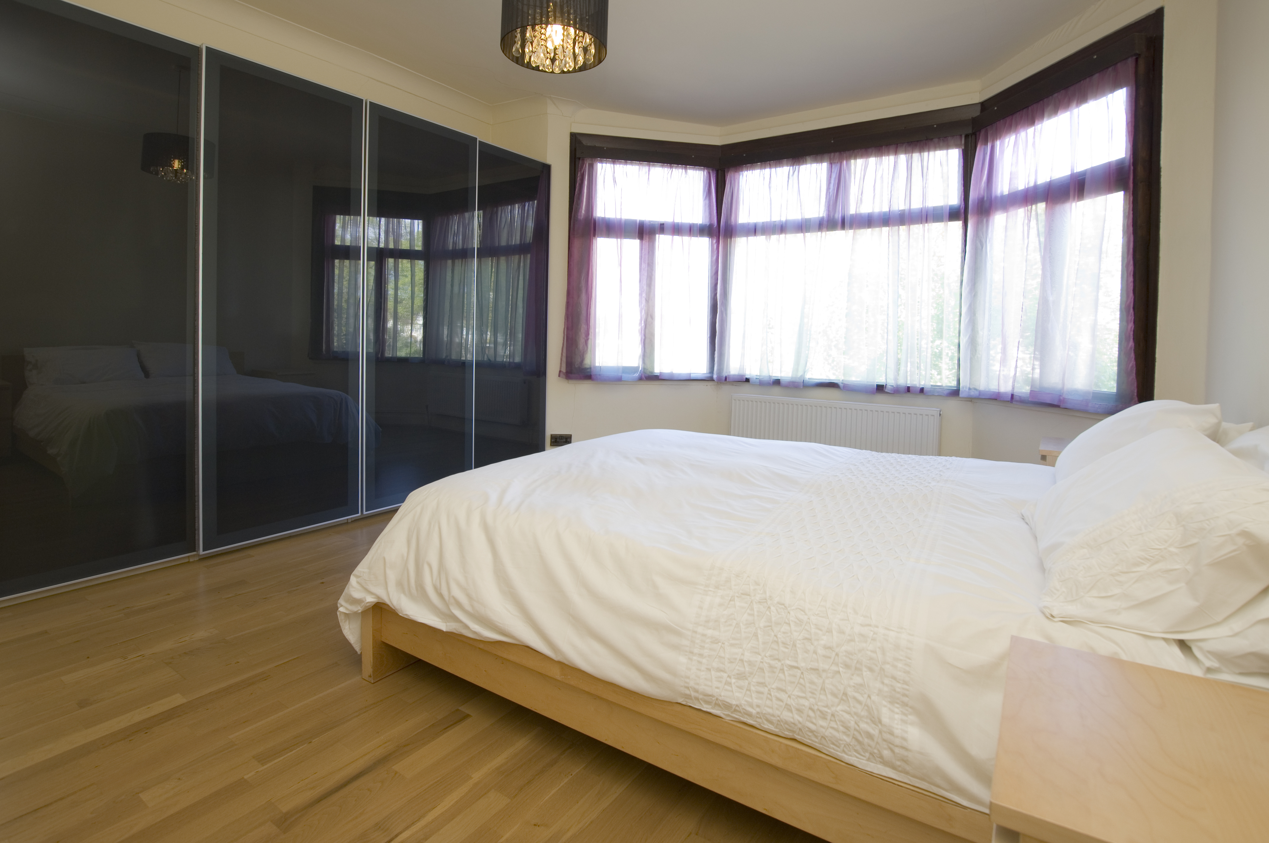 Lovely apartment sleeps 2 to 4 in Redbridge, London