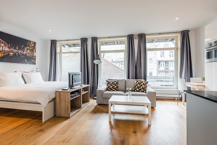 Modern & Clean APT w WiFi @ De Pijp! — Amsterdam stay