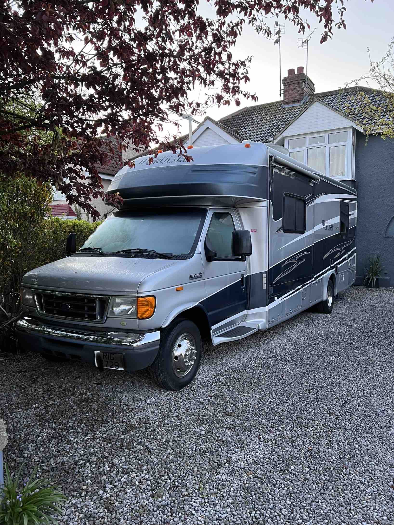 On site American RV stay ideal for McArthur outlet