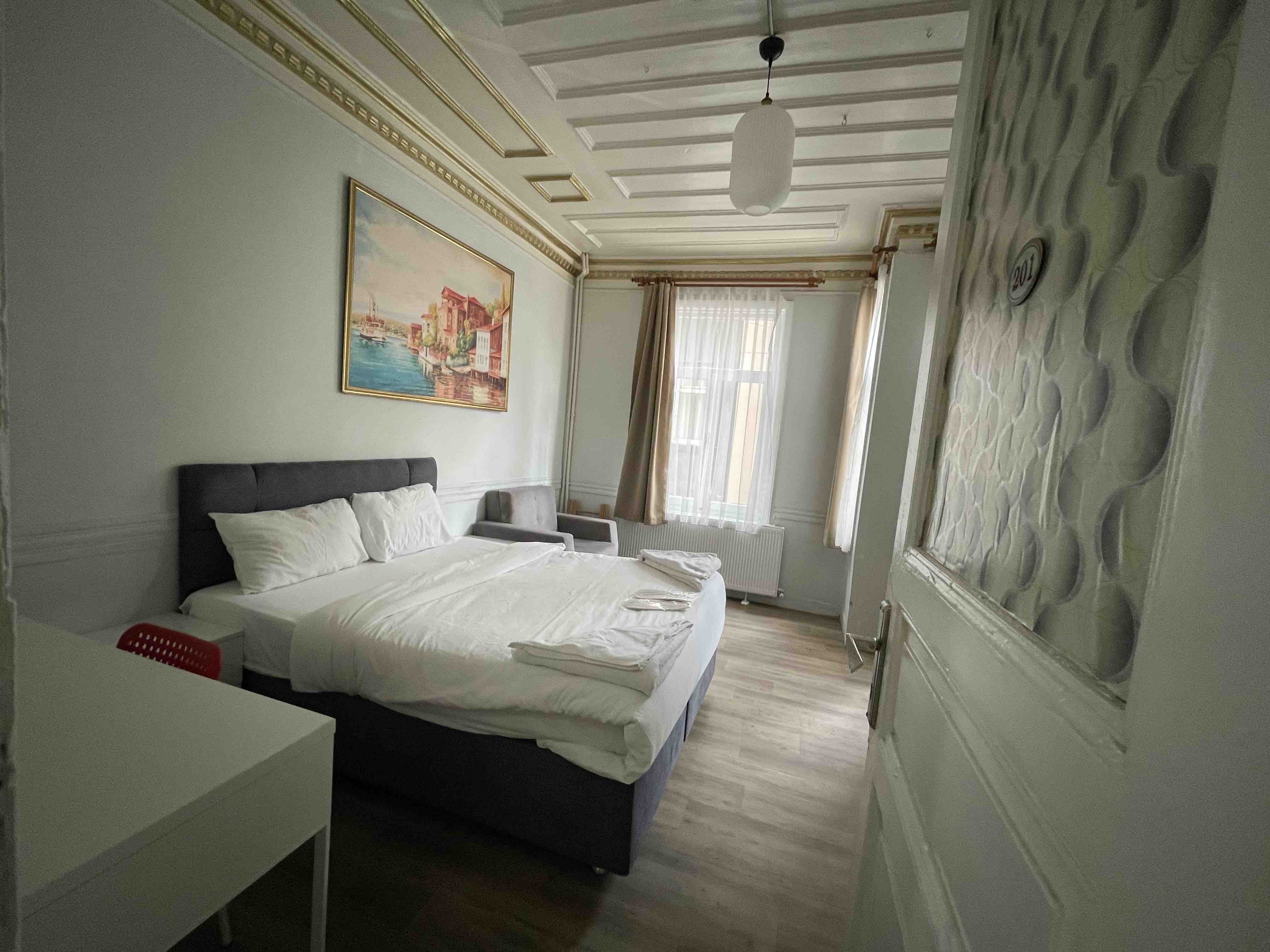 Studio House in Golden Horn