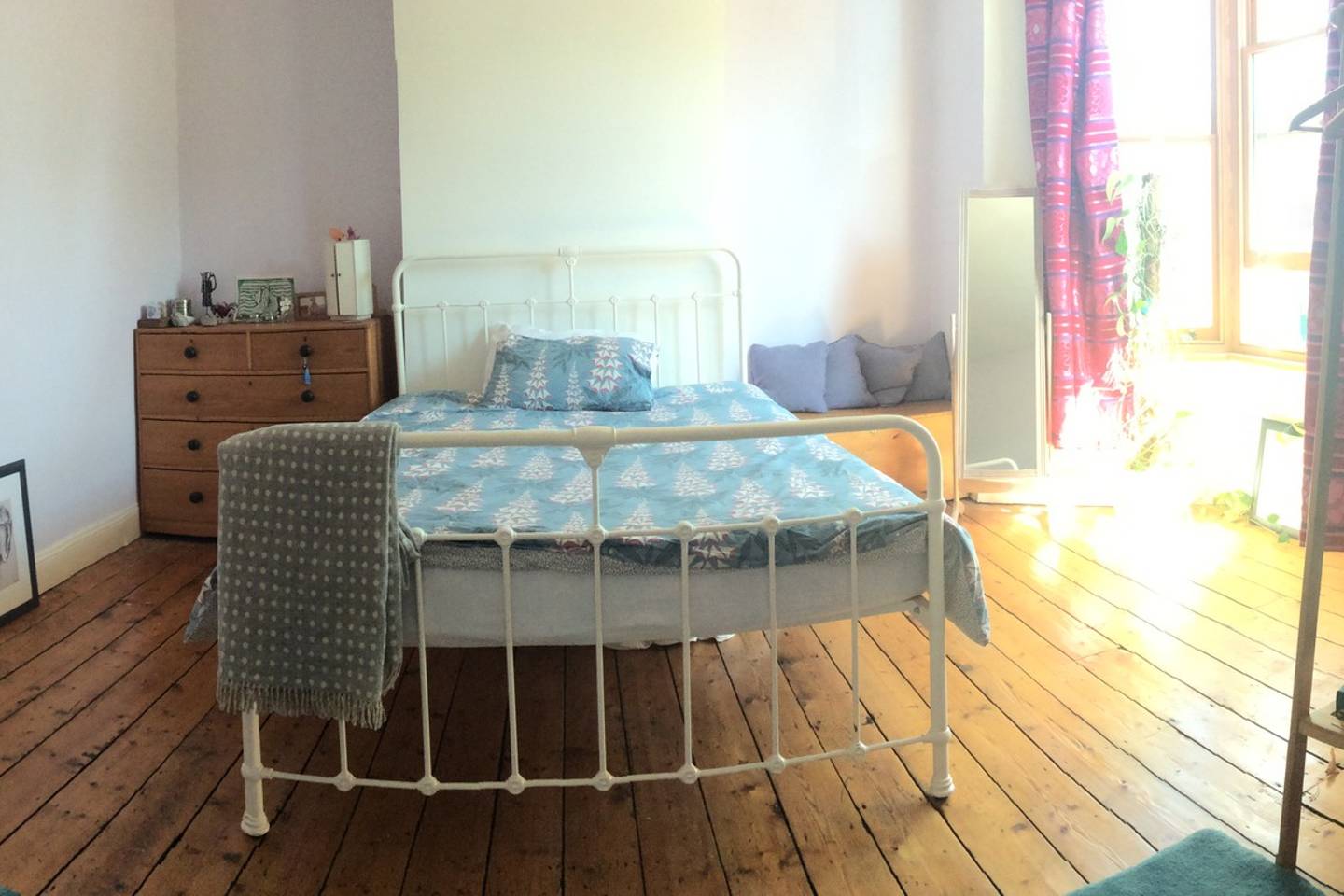 City View, Woodburner or Blanket Box room. in Windmill Hill, Bristol