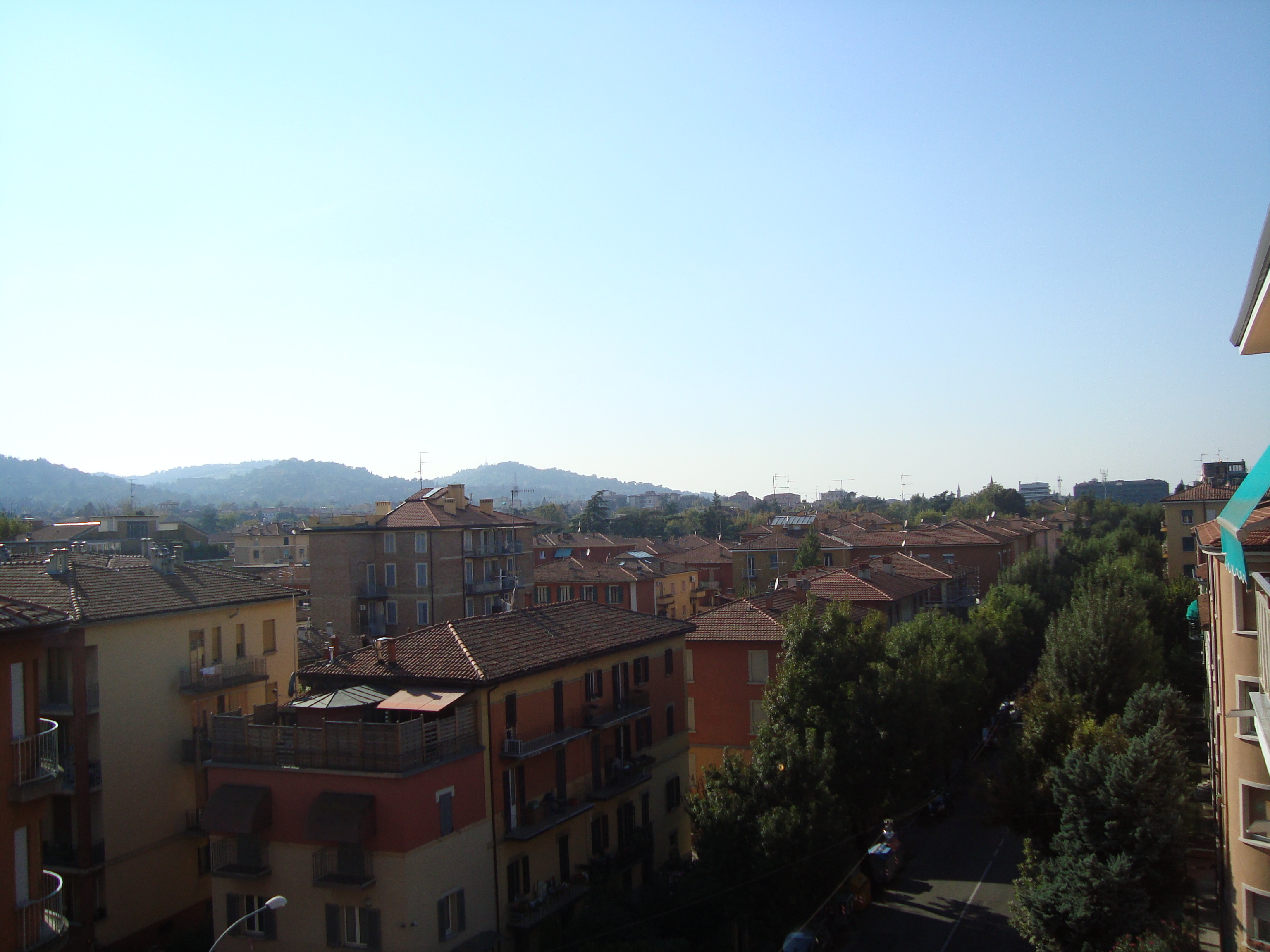 ACCOGLIENTE,PANORAMICO,STRATEGICO!! in Santo Stefano, Bologna