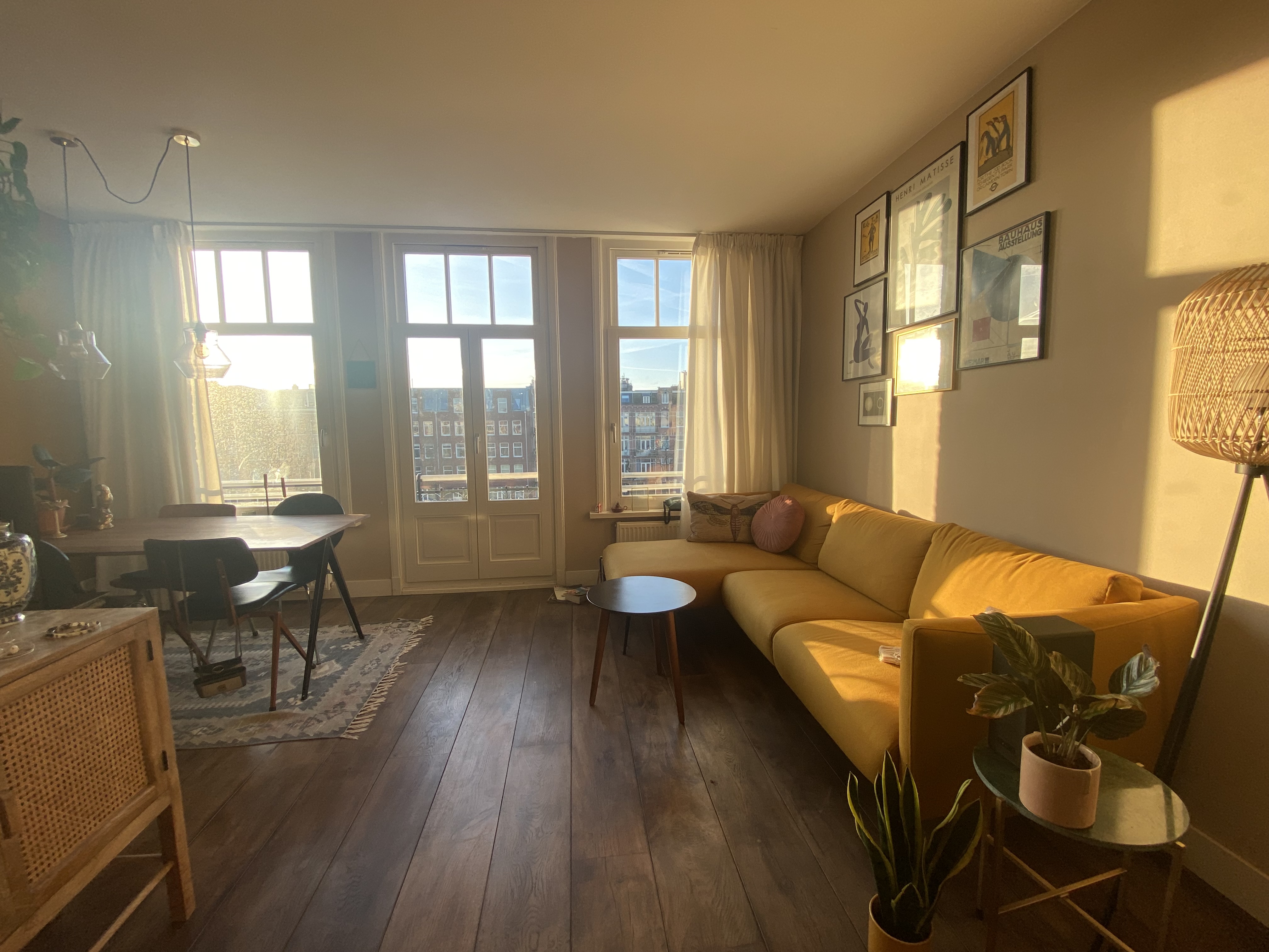 Cosy & sunny with great canalview โ Amsterdam stay