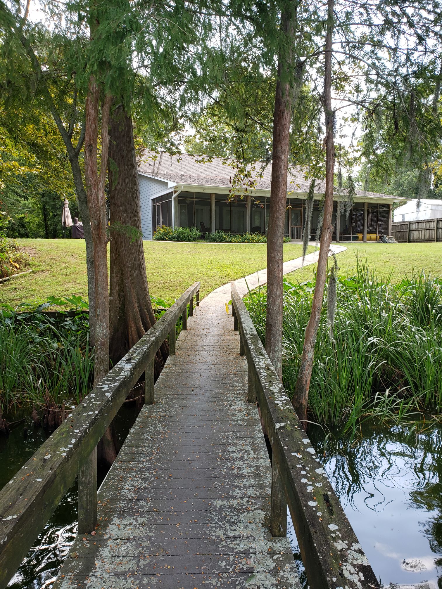 Darby's Lake House Retreat Houses for Rent in Ferriday, Louisiana, United States Airbnb