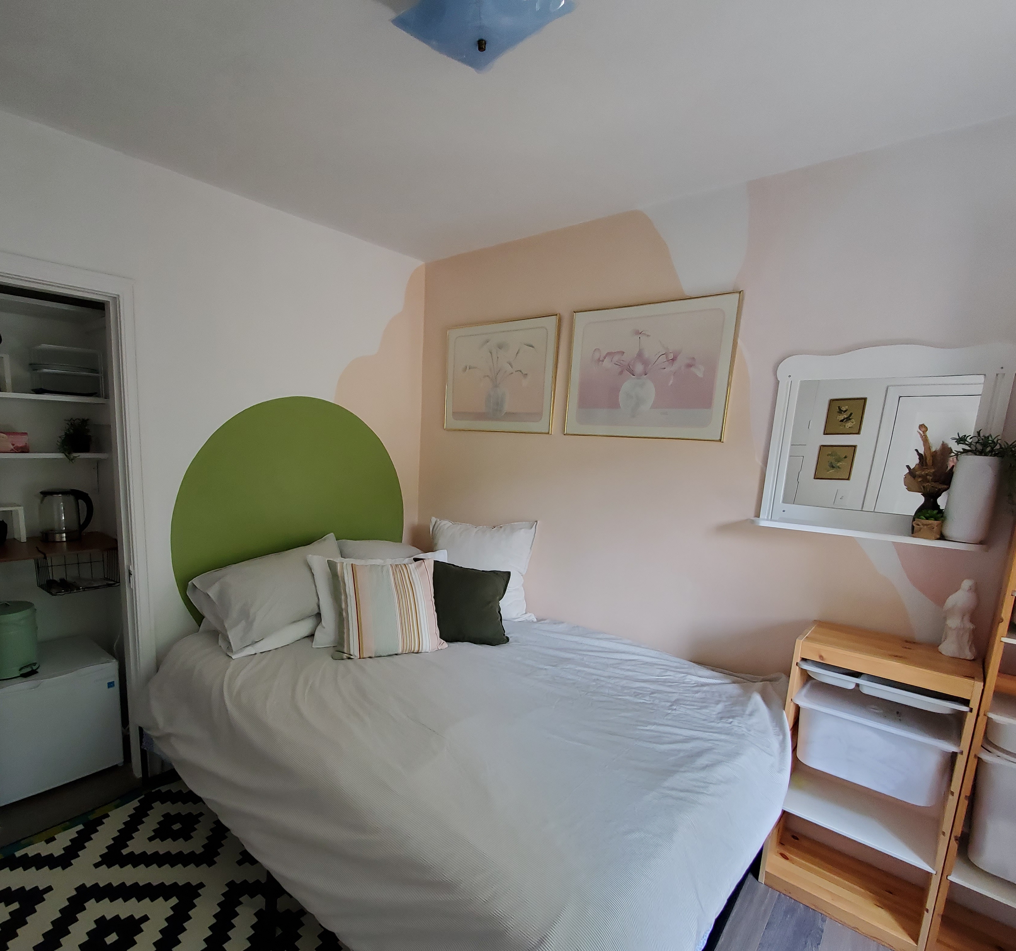 Quiet Cozy 1BR + Bath Near Transit East Van