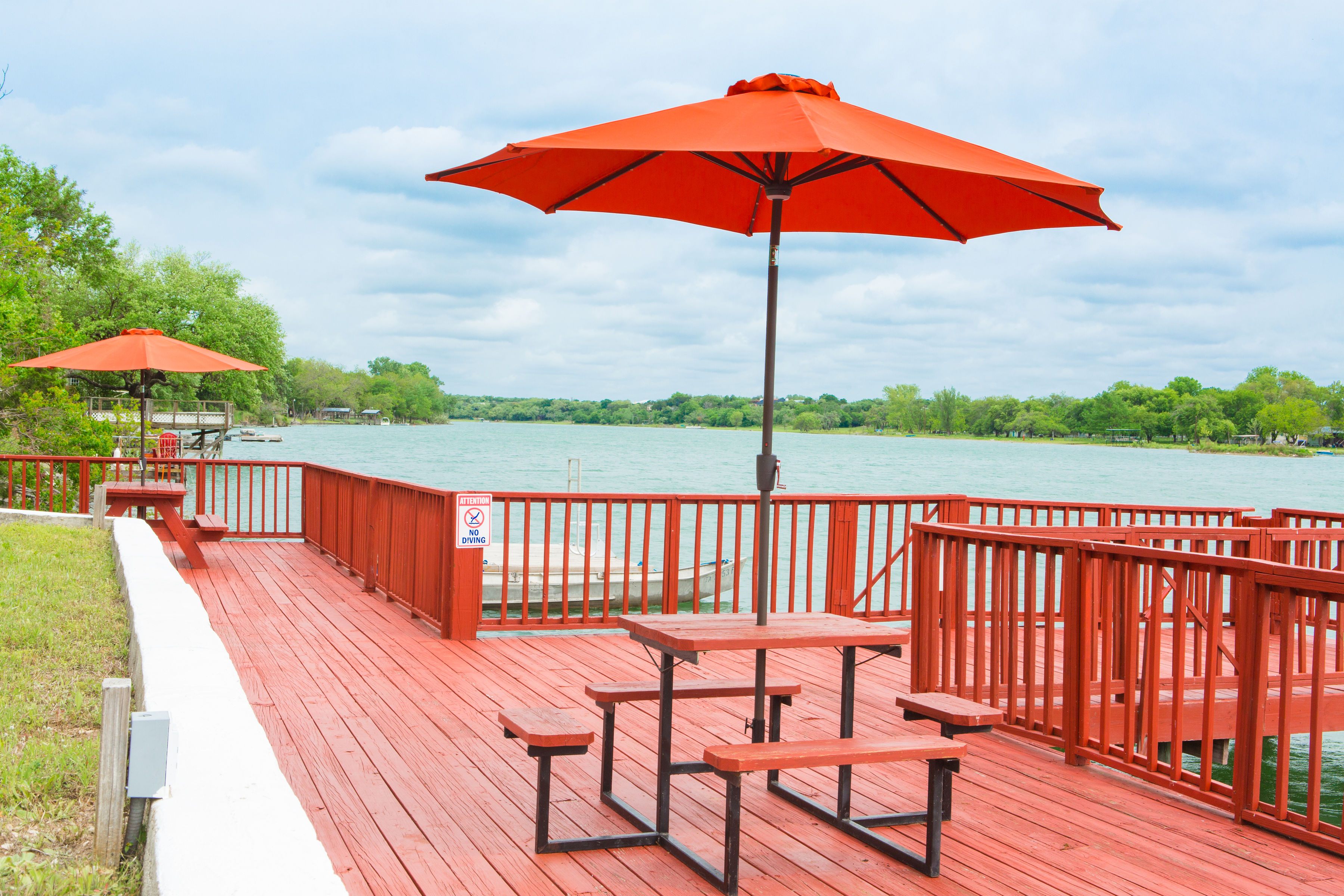 The Red Dock Retreat Lake House on Medina Lake