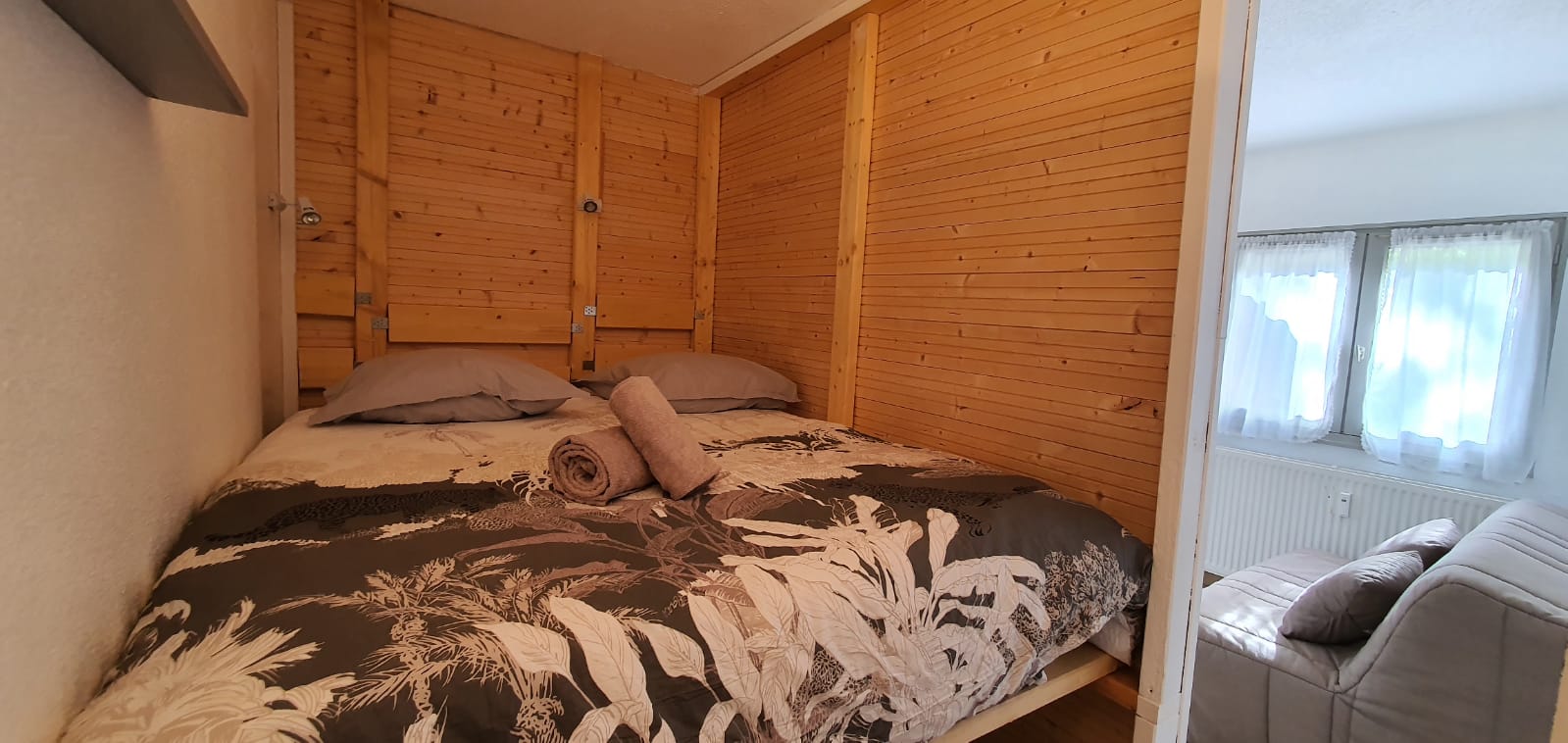 Estudio en la orilla del lago con aire acondicionado - Airbnb