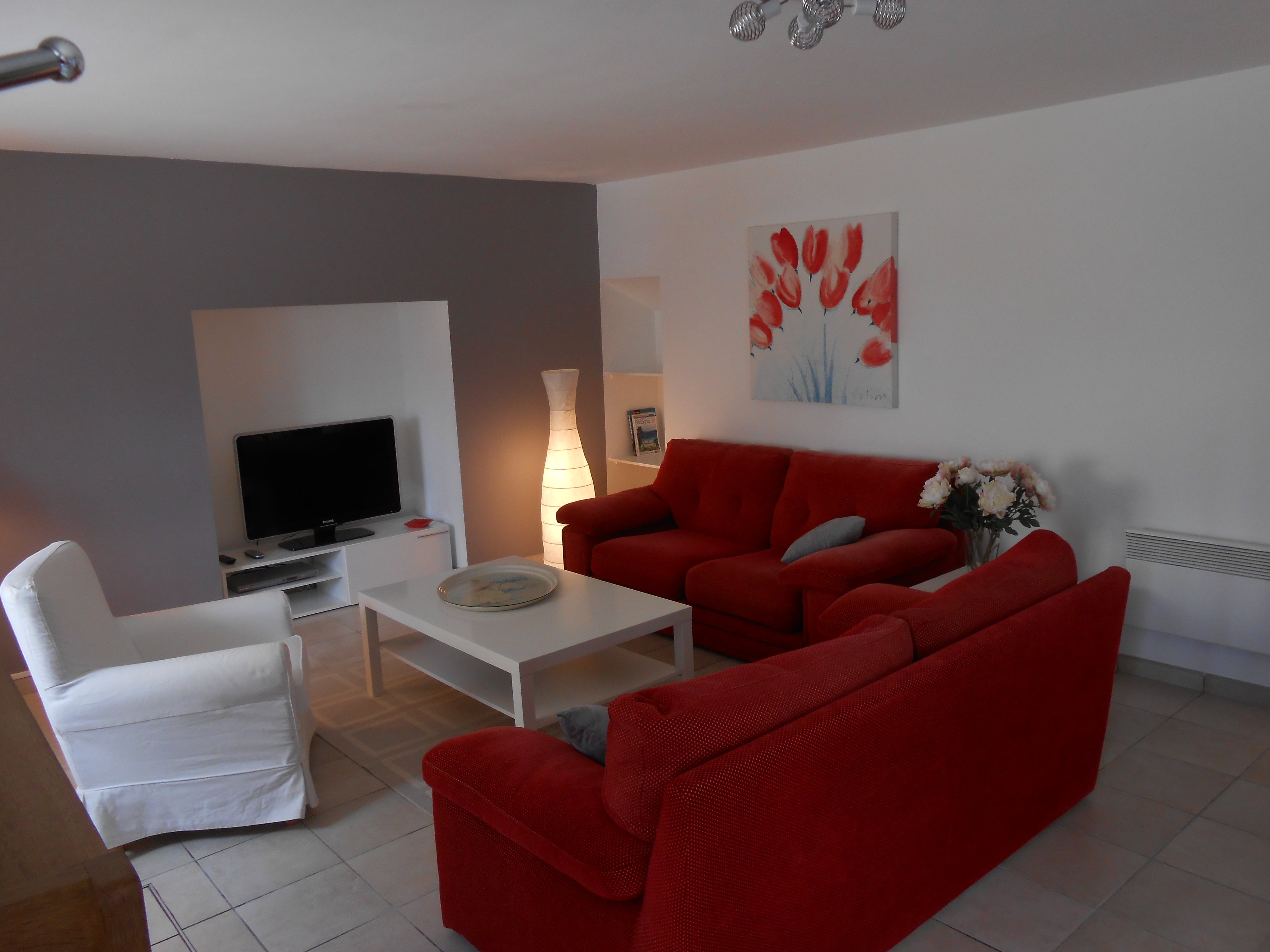 Comfortable house 150m from beach