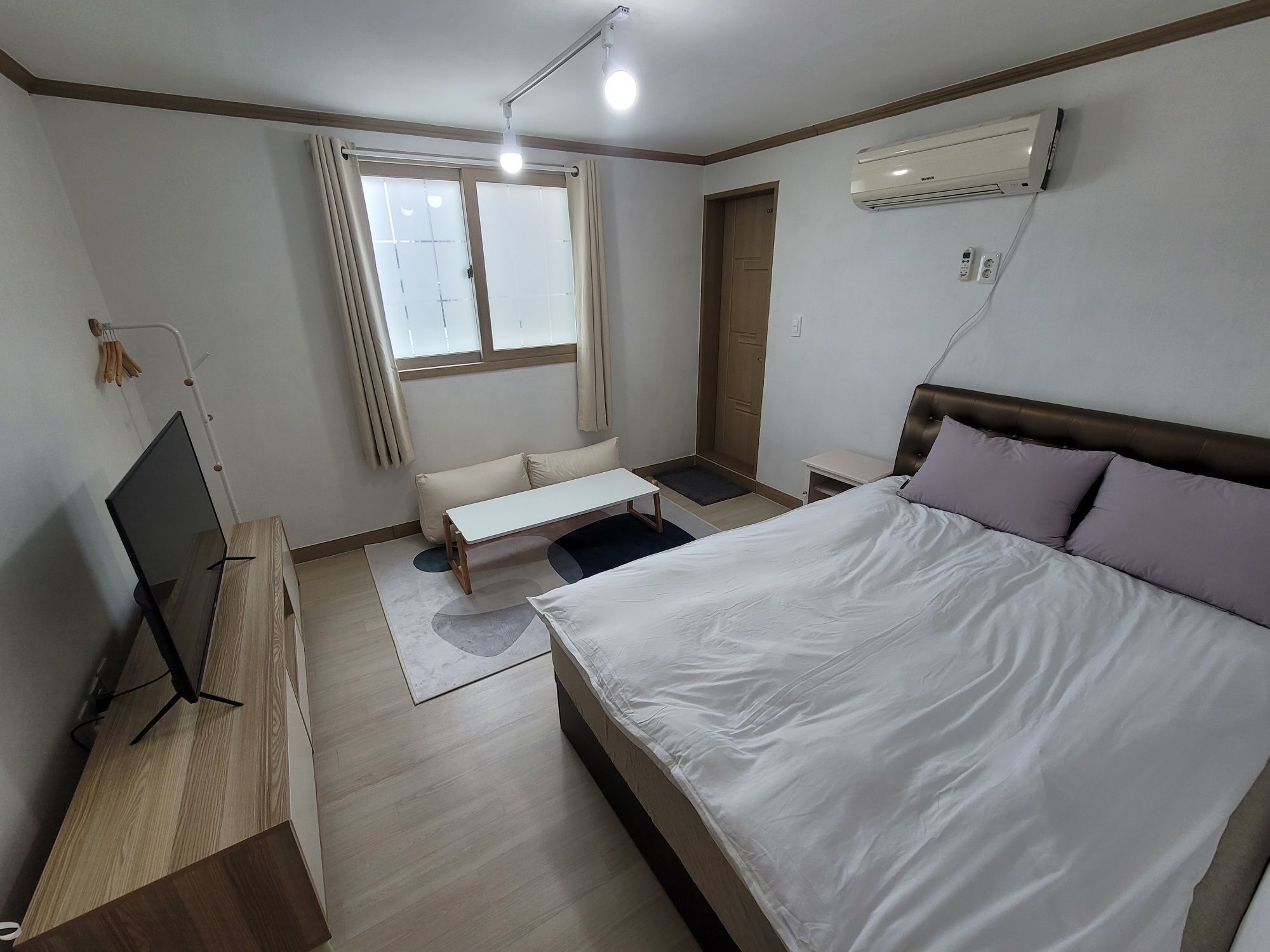 [Badang House] # Moto is clean # near Yeongil University # Travel Tour # Modern Cleanliness # Entire Home # Cleaning Fee X