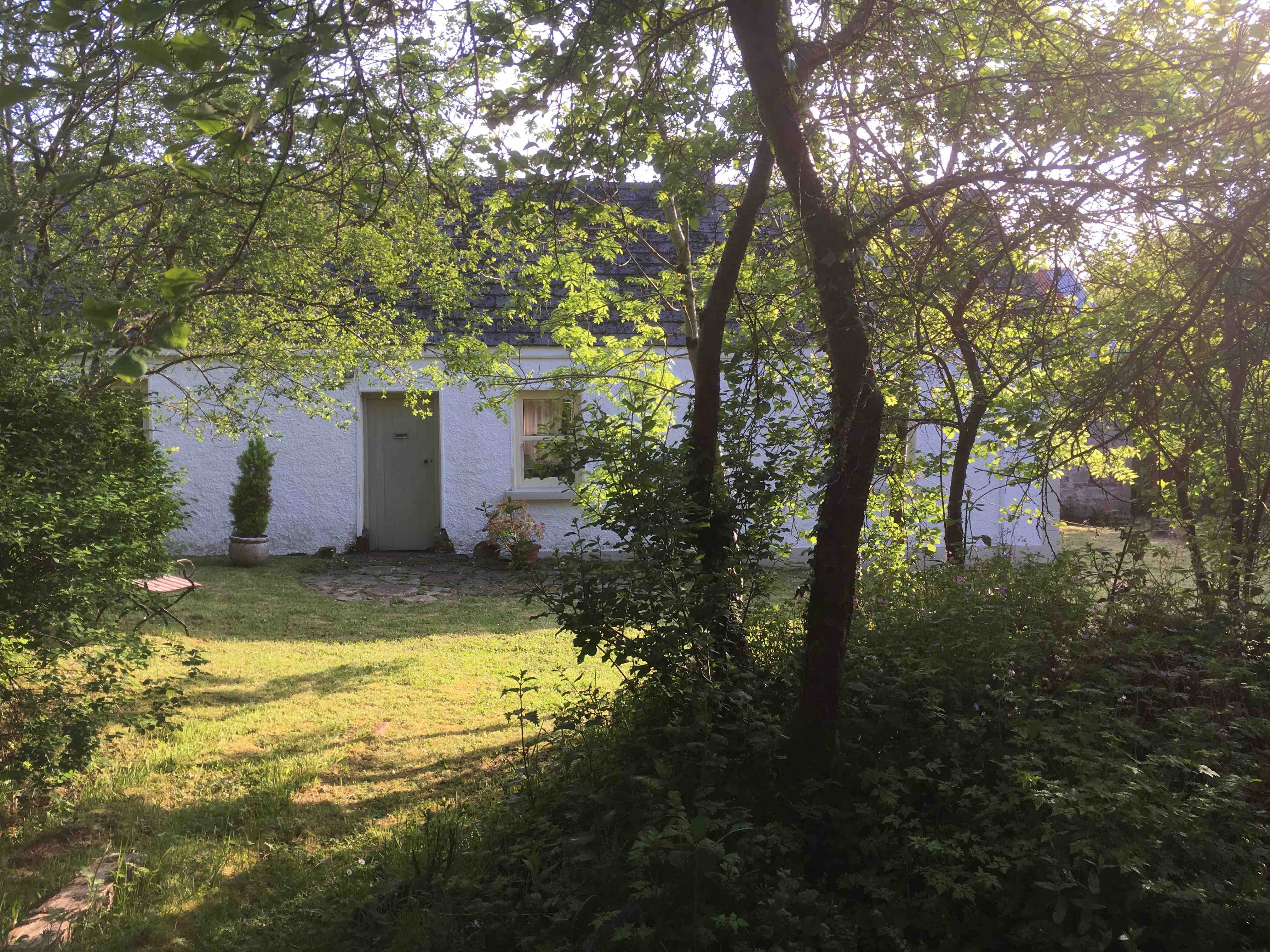 Rural Traditional Cottage Cottages for Rent in Dromahair, County