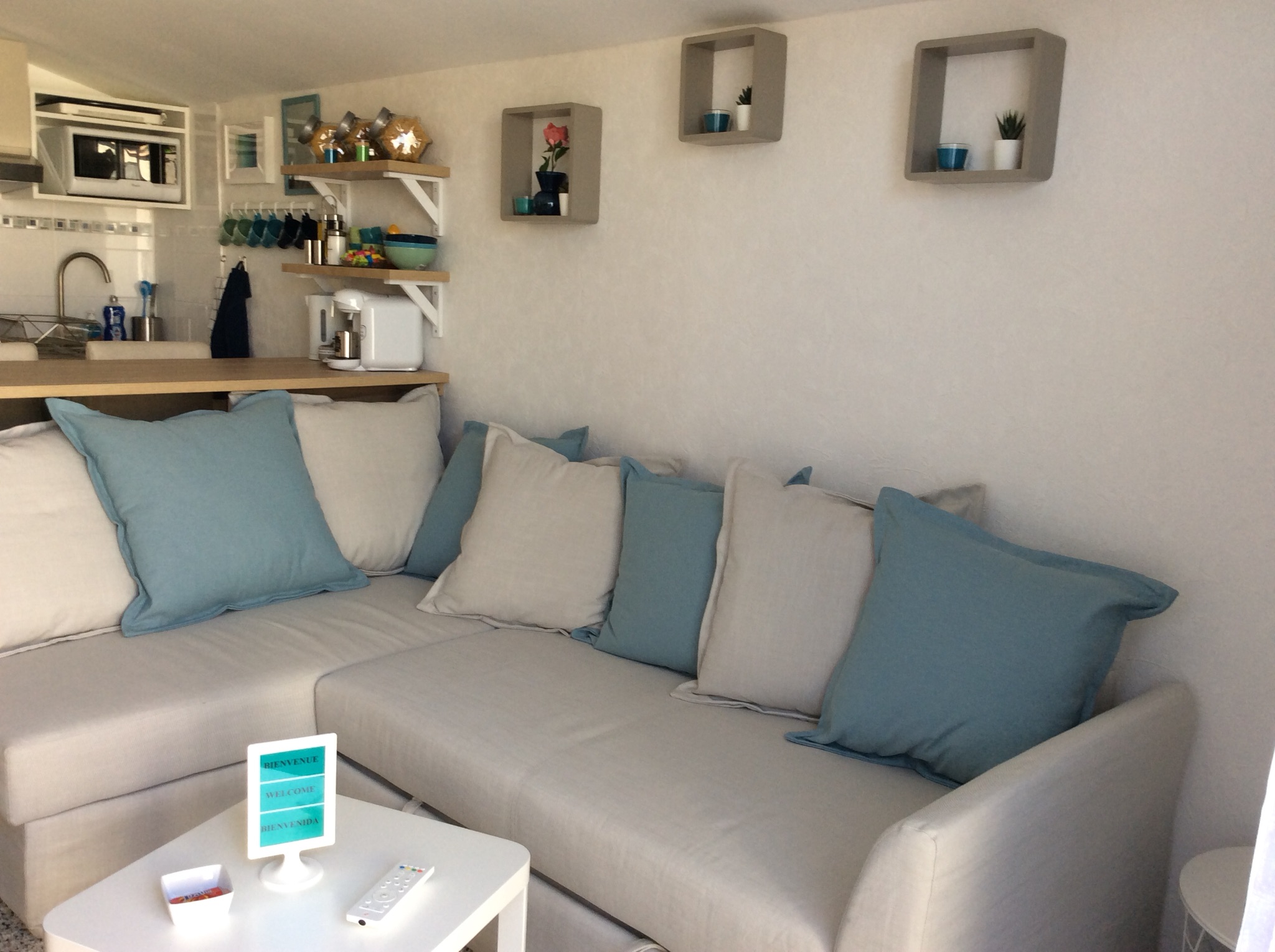 STUDIO/HOTEL 500m airport