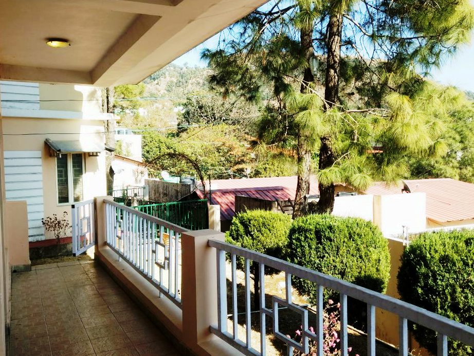 PINE RETREAT