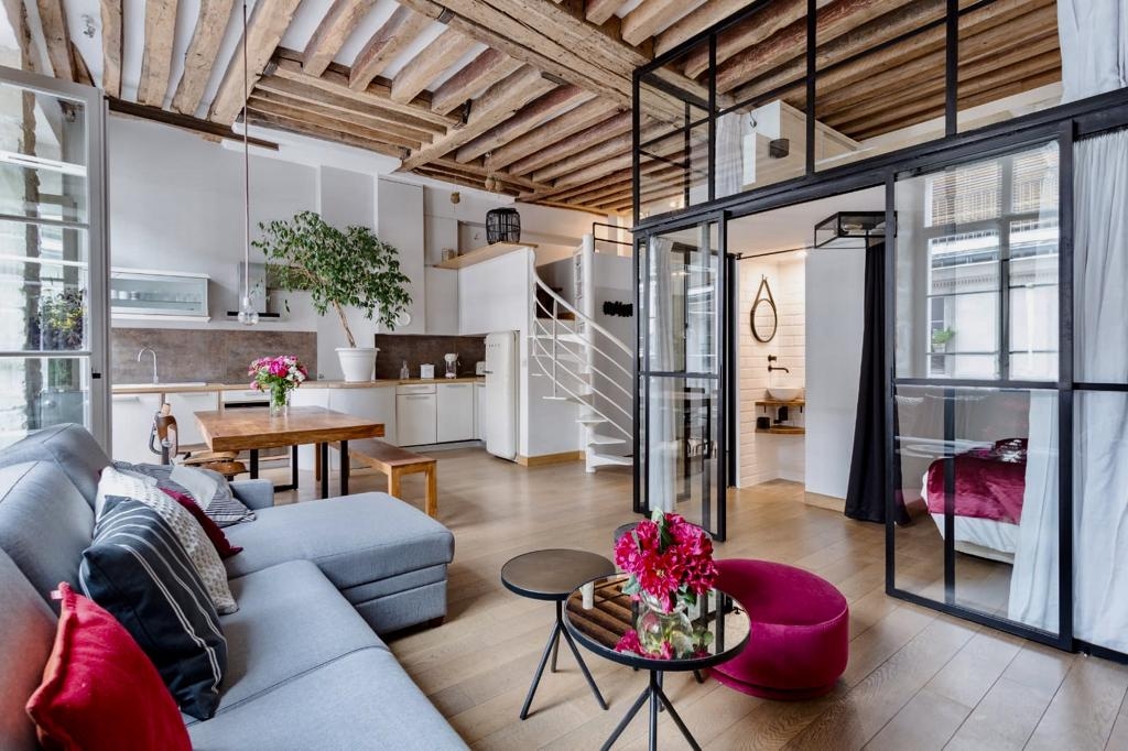 Loft in the center of Paris