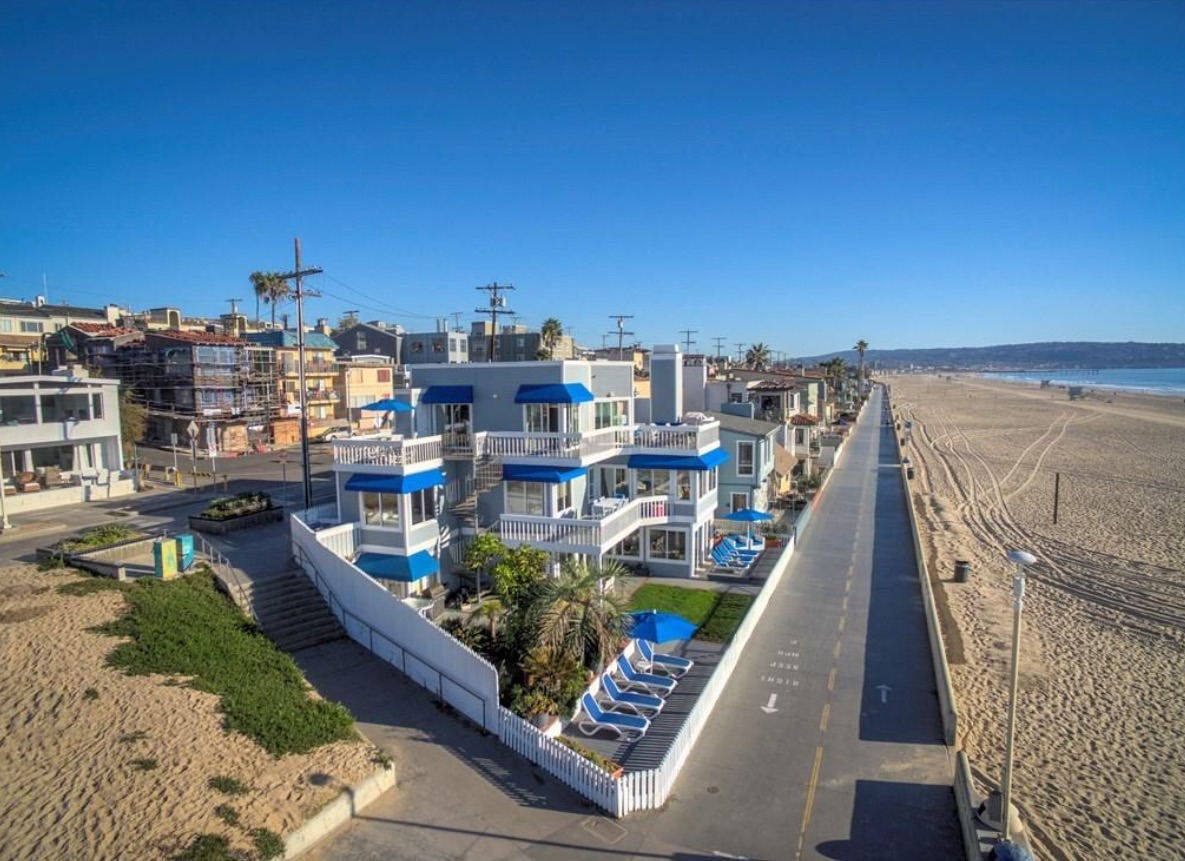 90210 Beachhouse Lower Unit Apartments For Rent In Hermosa Beach