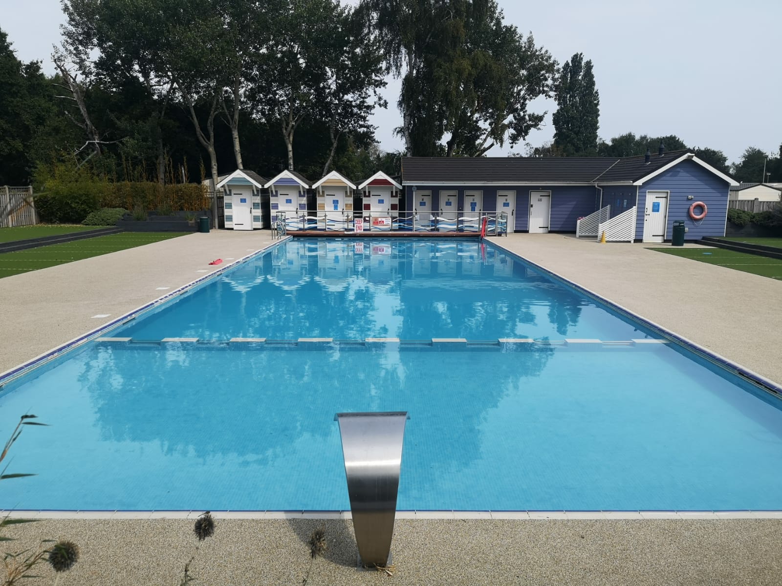 Beautiful Holiday Home Wild Duck Holiday Park Cabins For Rent In Belton England United Kingdom