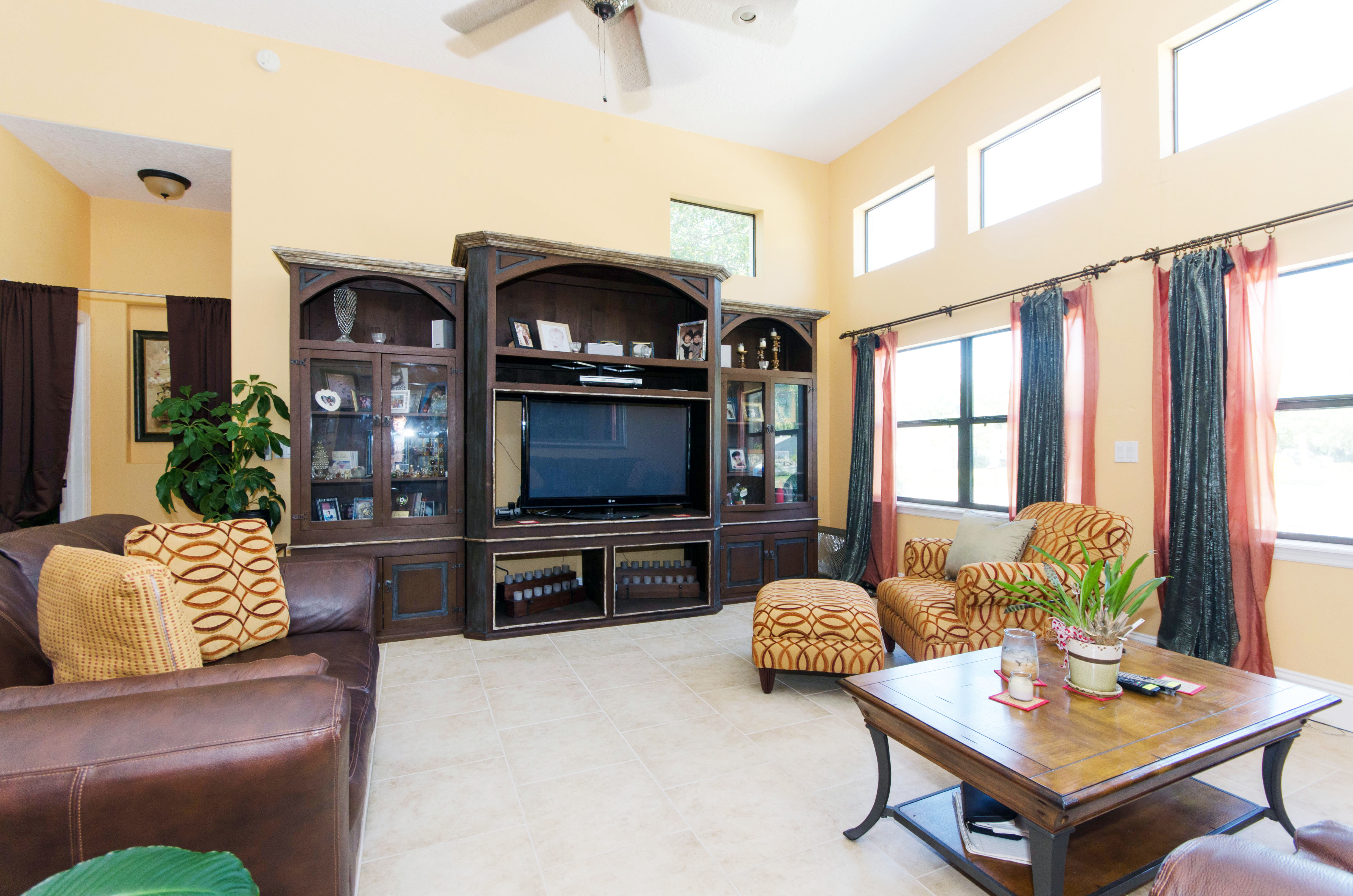 1 2 Between Dt St Pete Beaches Houses For Rent In St Petersburg Florida United States