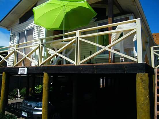House with exit to the beach, 8 spaces.