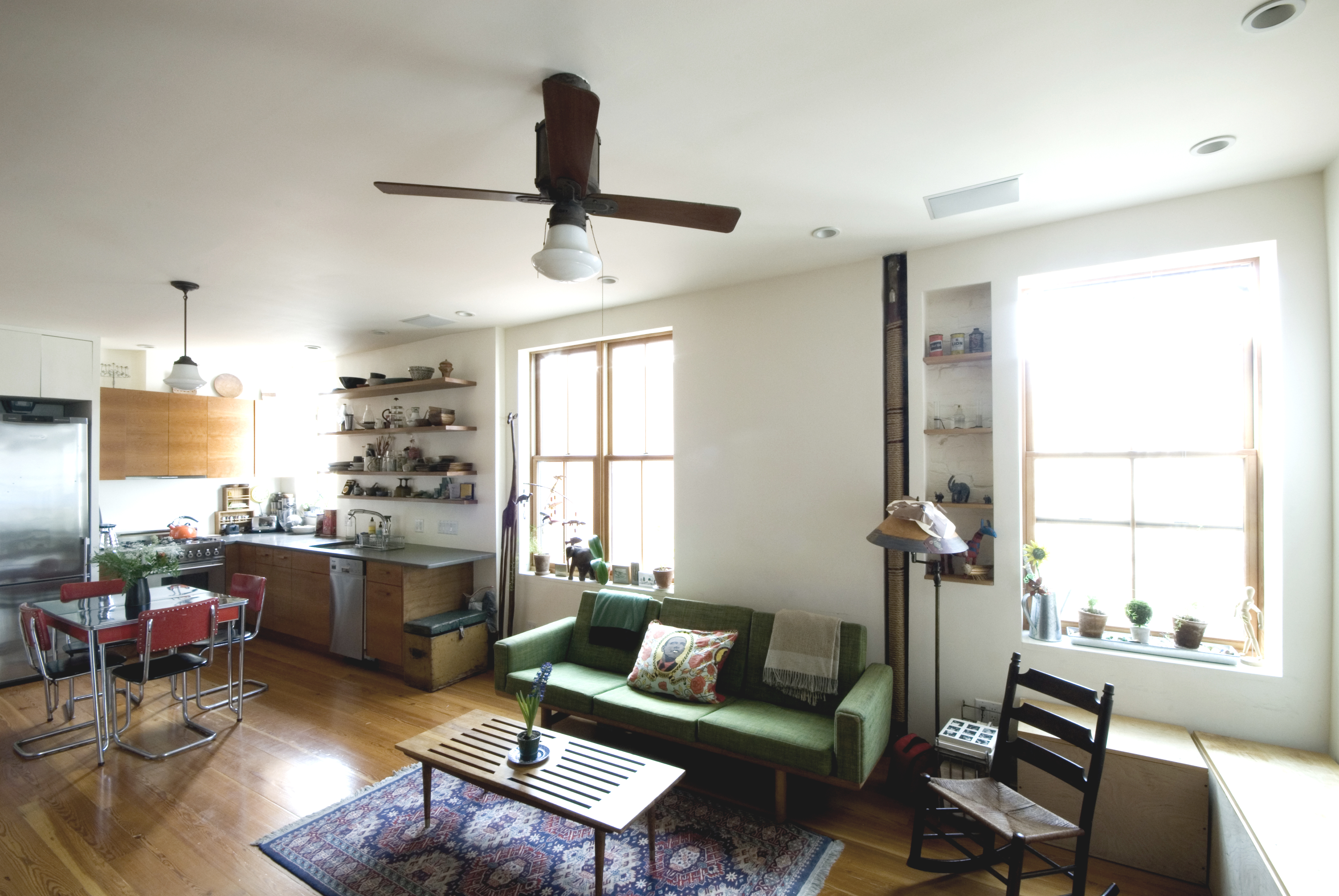 Sunny East Village Apartment with rooftop in East Village, New York City