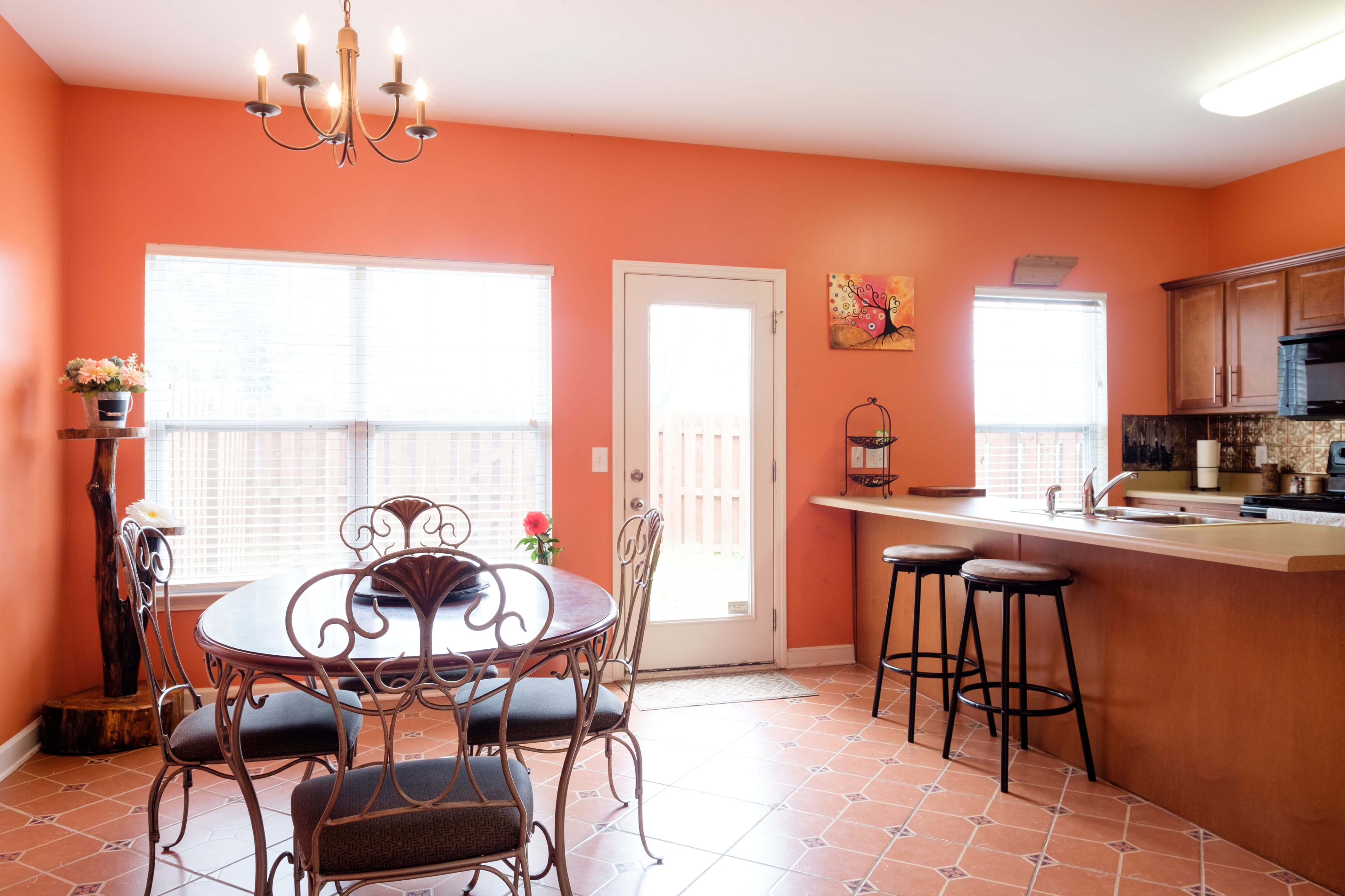 Nash Town House, comfy & near all! in District 16, Nashville