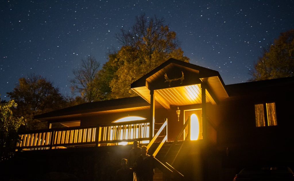 The Sugar Maple Lodge Houses for Rent in Munising, Michigan, United