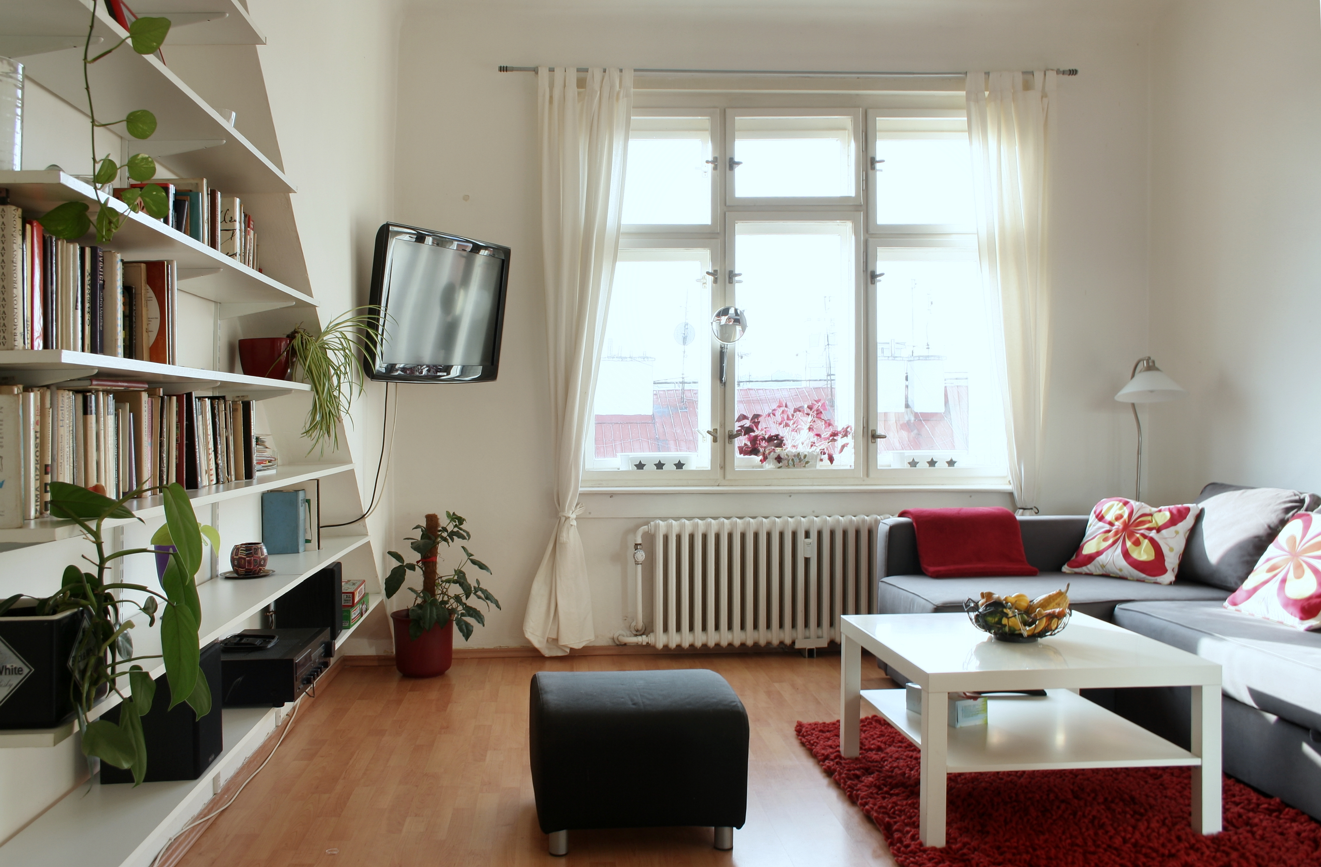 Bright and sunny apartment