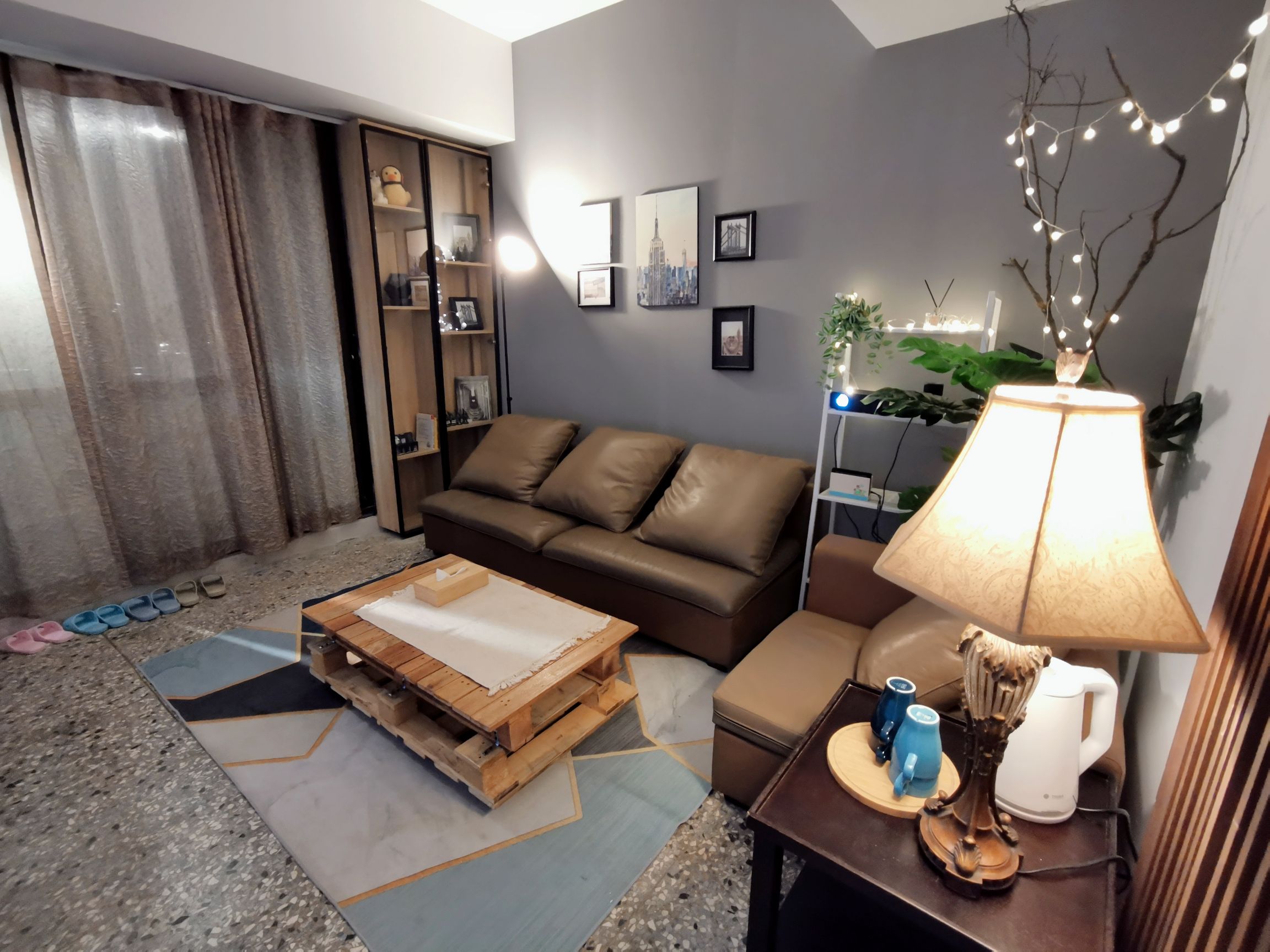 Near Taozhong Railway Station, First Middle Street, Second Market, One Bedroom, One Family Friend's Cozy Family Room