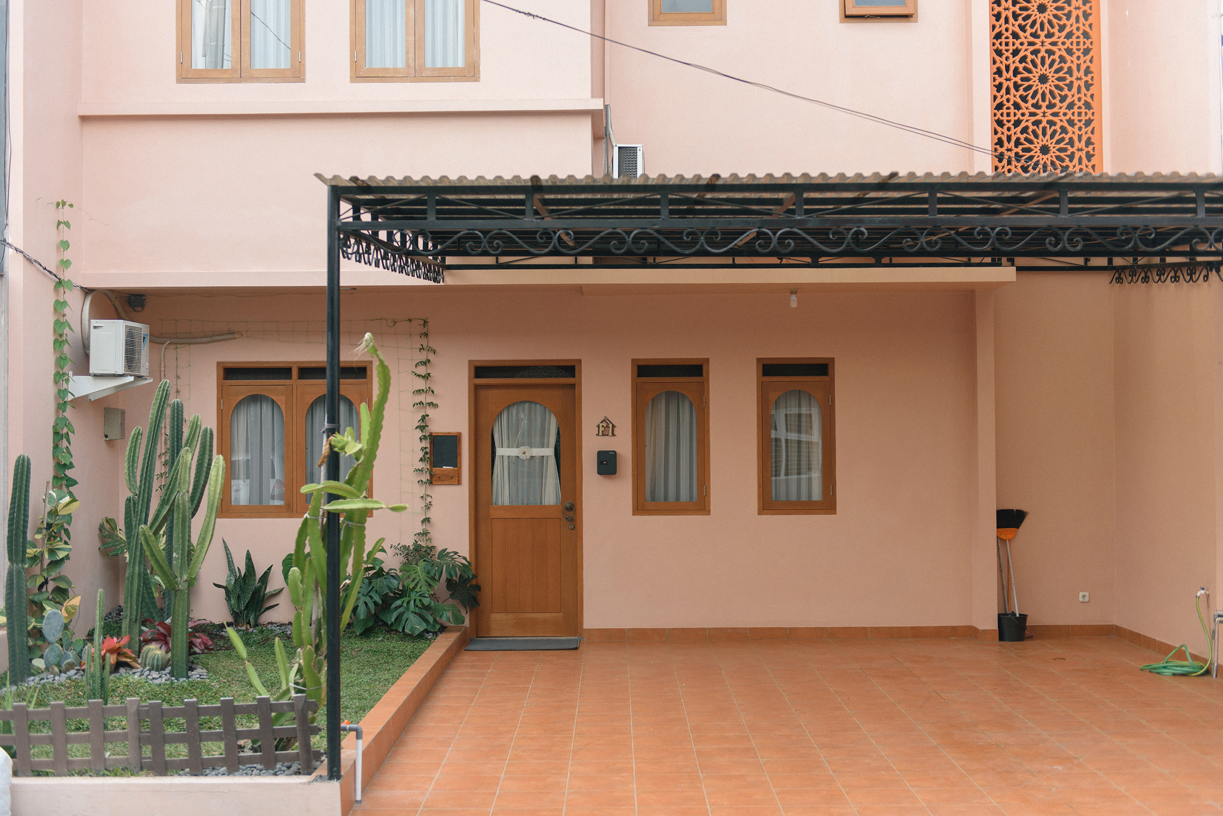 Maison Secrete جنة سري Pasteur7min Lembang30min Townhouse Untuk Disewakan Di Sukajadi Jawa Barat Indonesia Maison Secrete جنة سري Pasteur7min Lembang30min Townhouse Untuk Disewakan Di Sukajadi Jawa Barat Indonesia