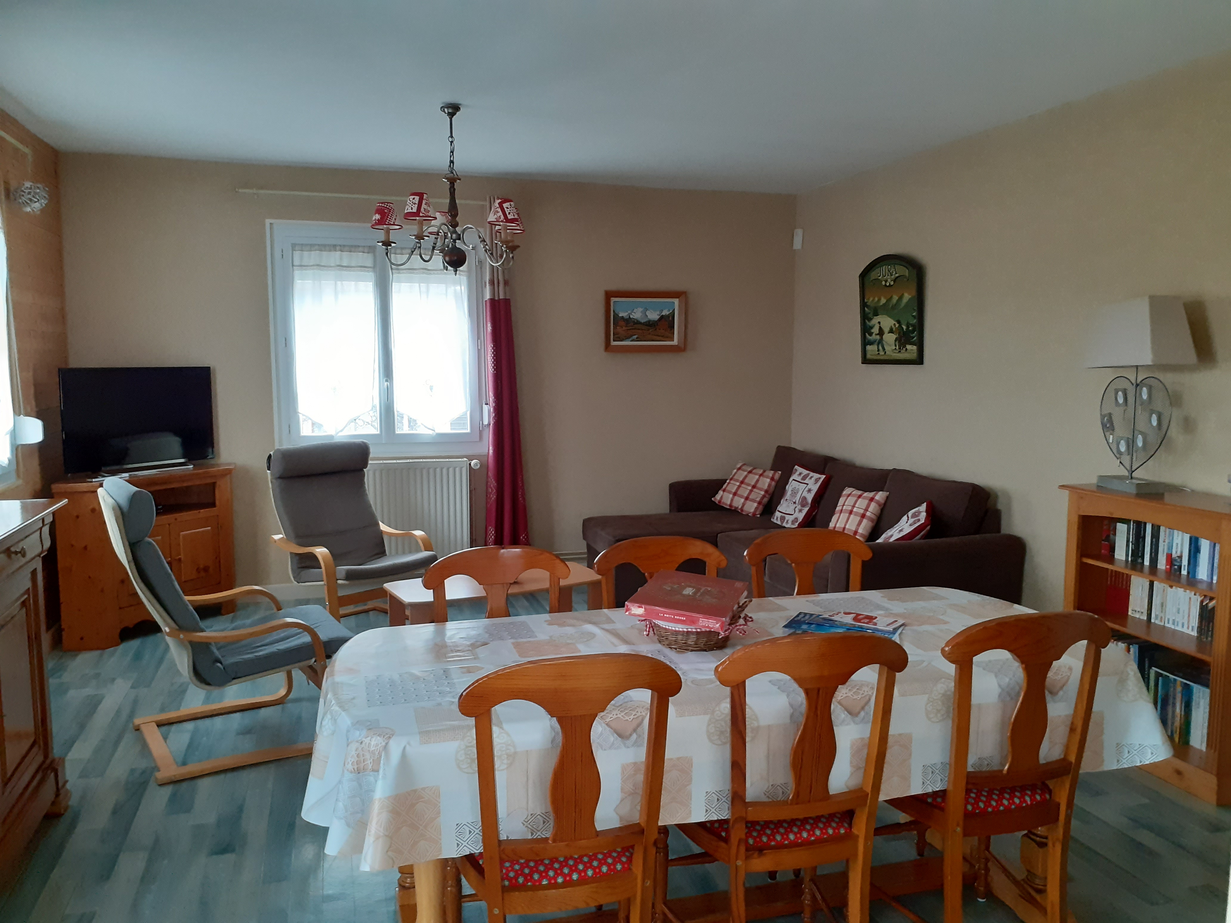 Apartment in the heart of the village of Les Rousses..