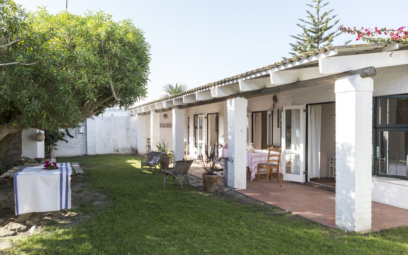 Langebaan Beach Cottage Houses for Rent in Langebaan, Western Cape