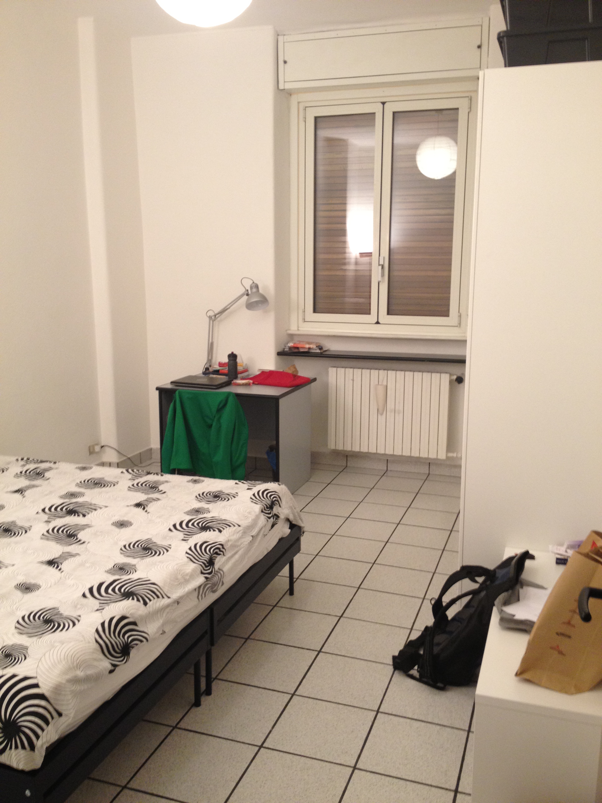 LARGE DOUBLE OR TWIN ROOM in GARIBALDI REPUBBLICA, Milan