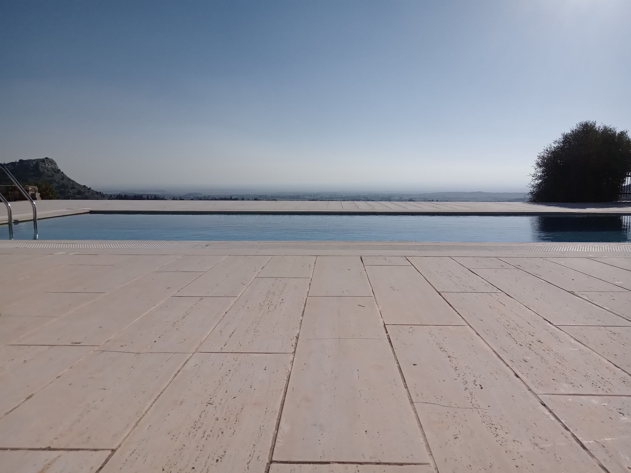 A place with a view & private pool