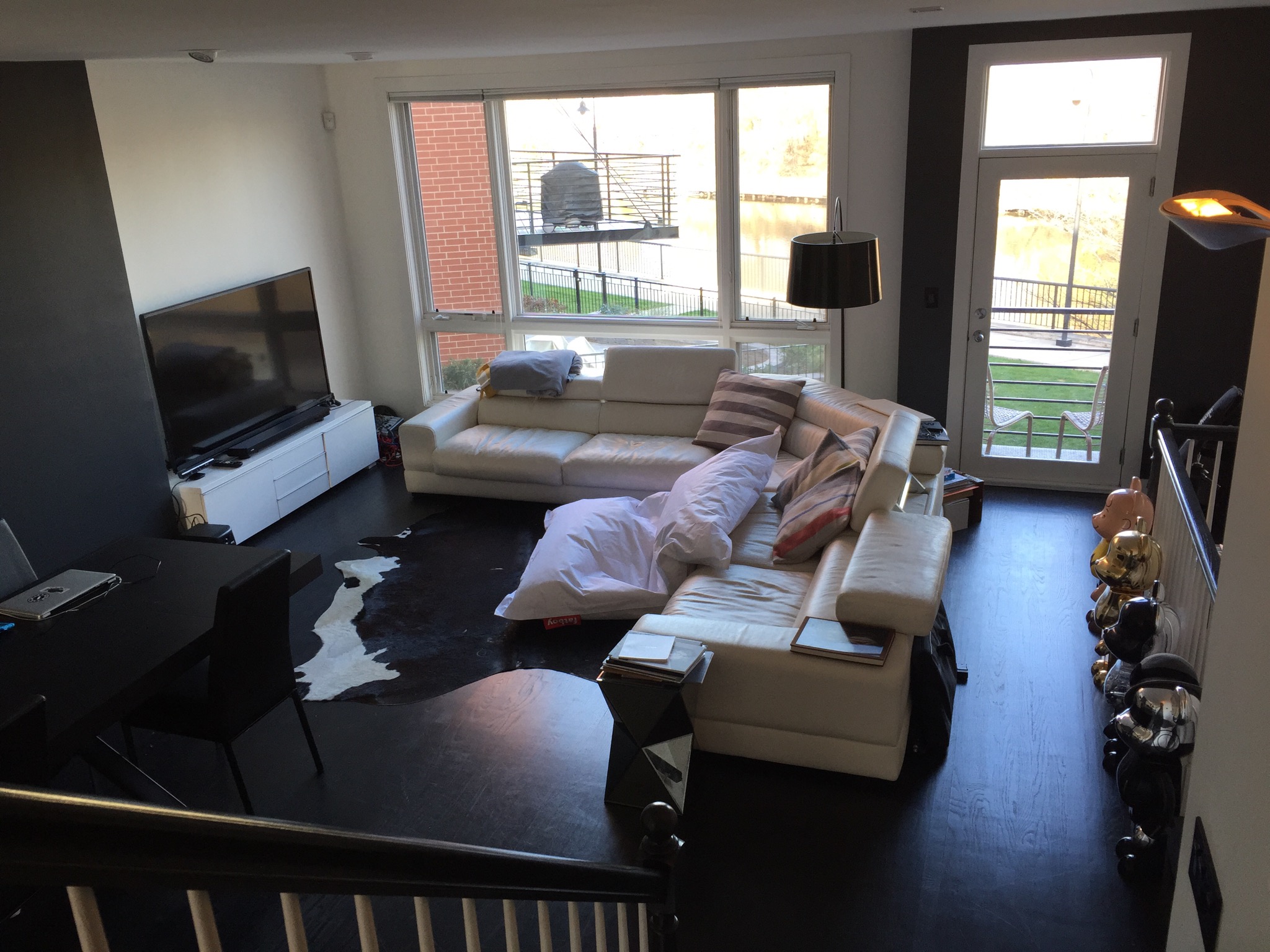 Riverside townhouse luxury spa with balcony in Logan Square, Chicago