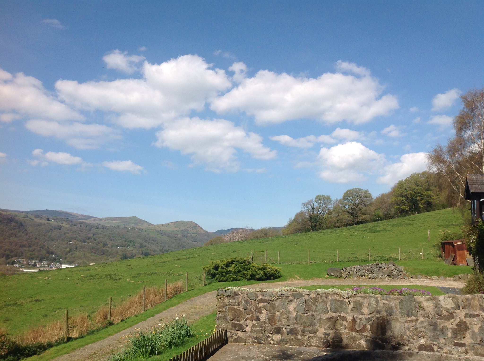 Lovely view of snowdonia mountains Houses for Rent in Llanrwst