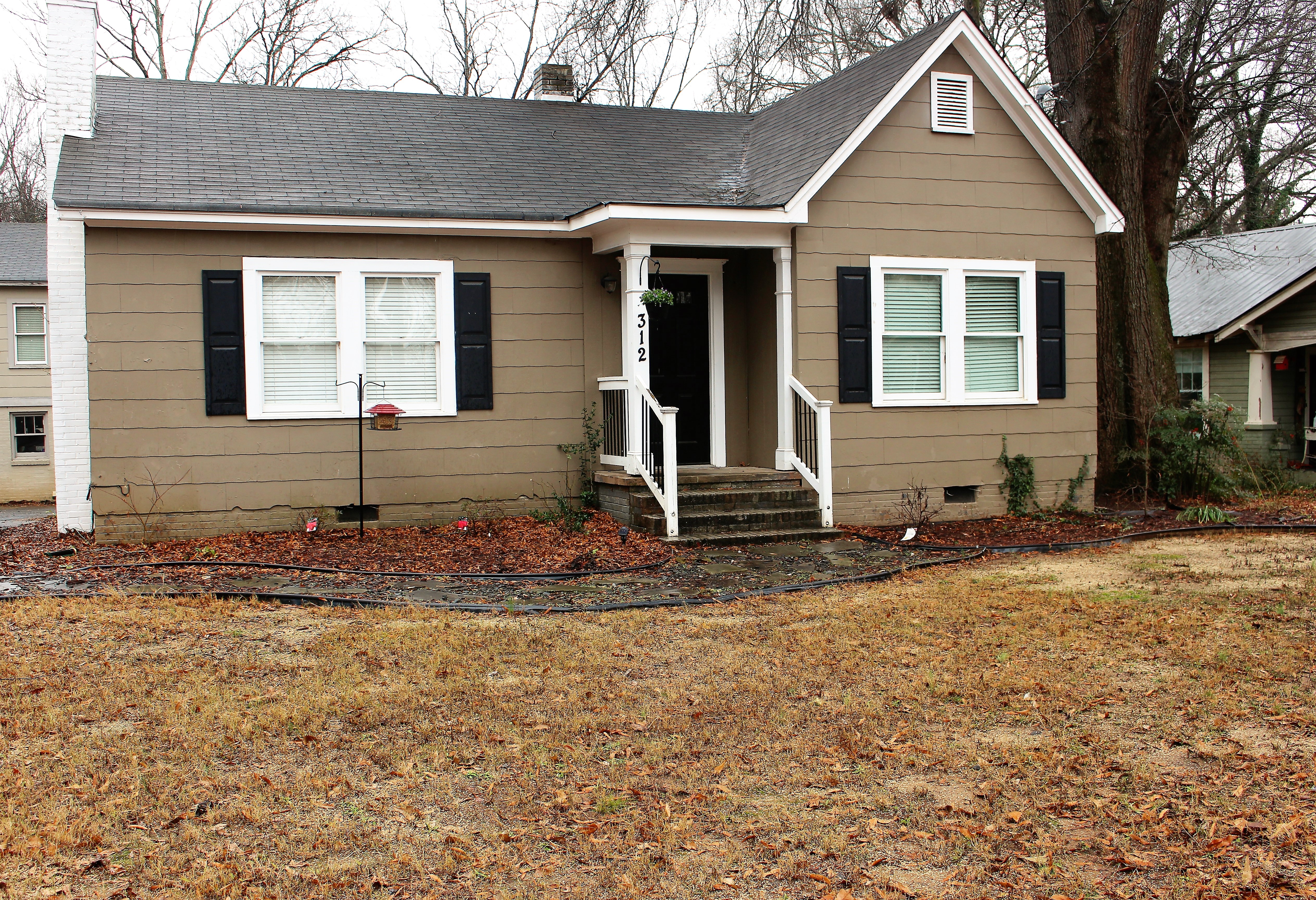 Quaint bungalow in historic downtown Cartersville