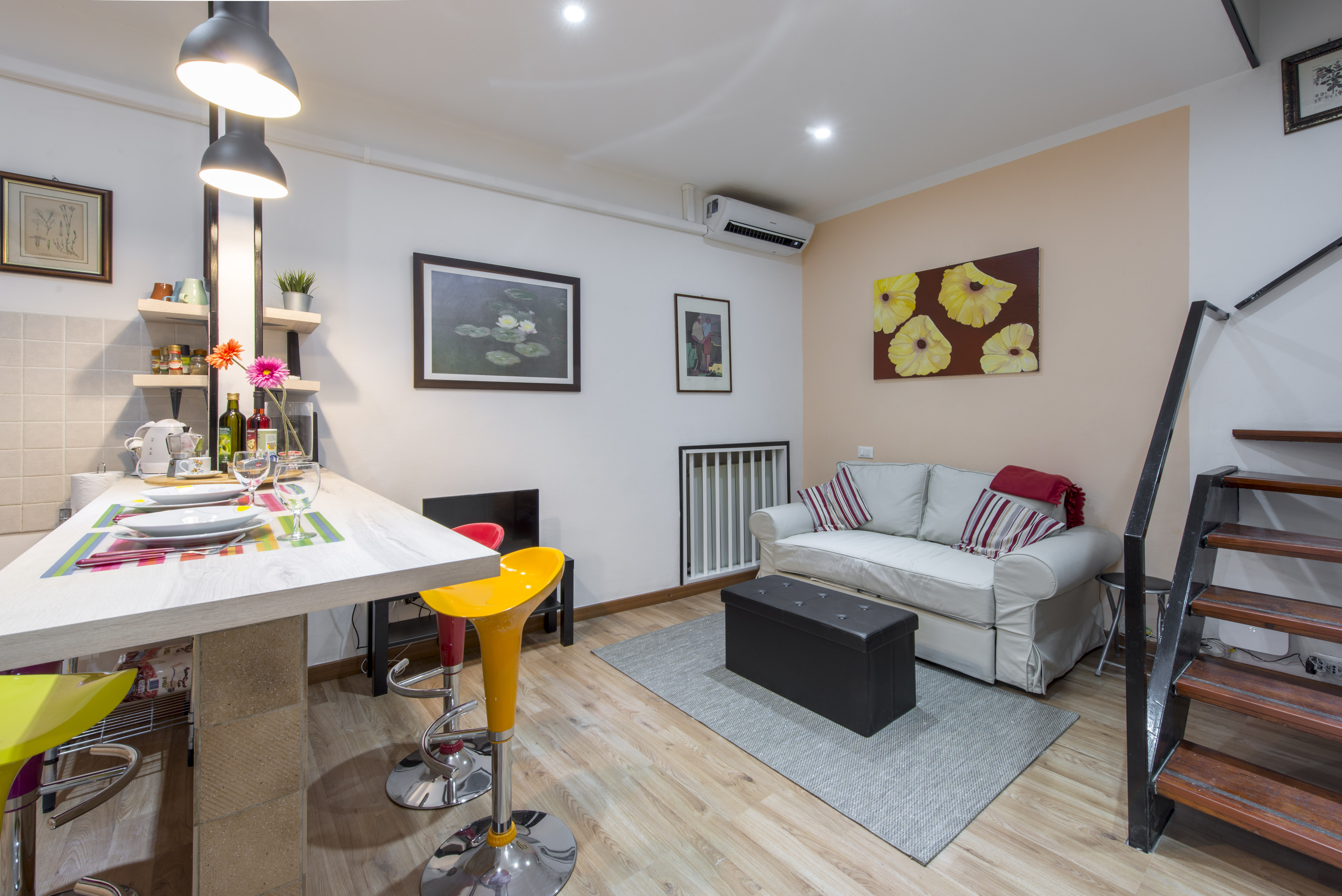 Duplex 1bedroom apartment Milan City Apartments for Rent in Milano