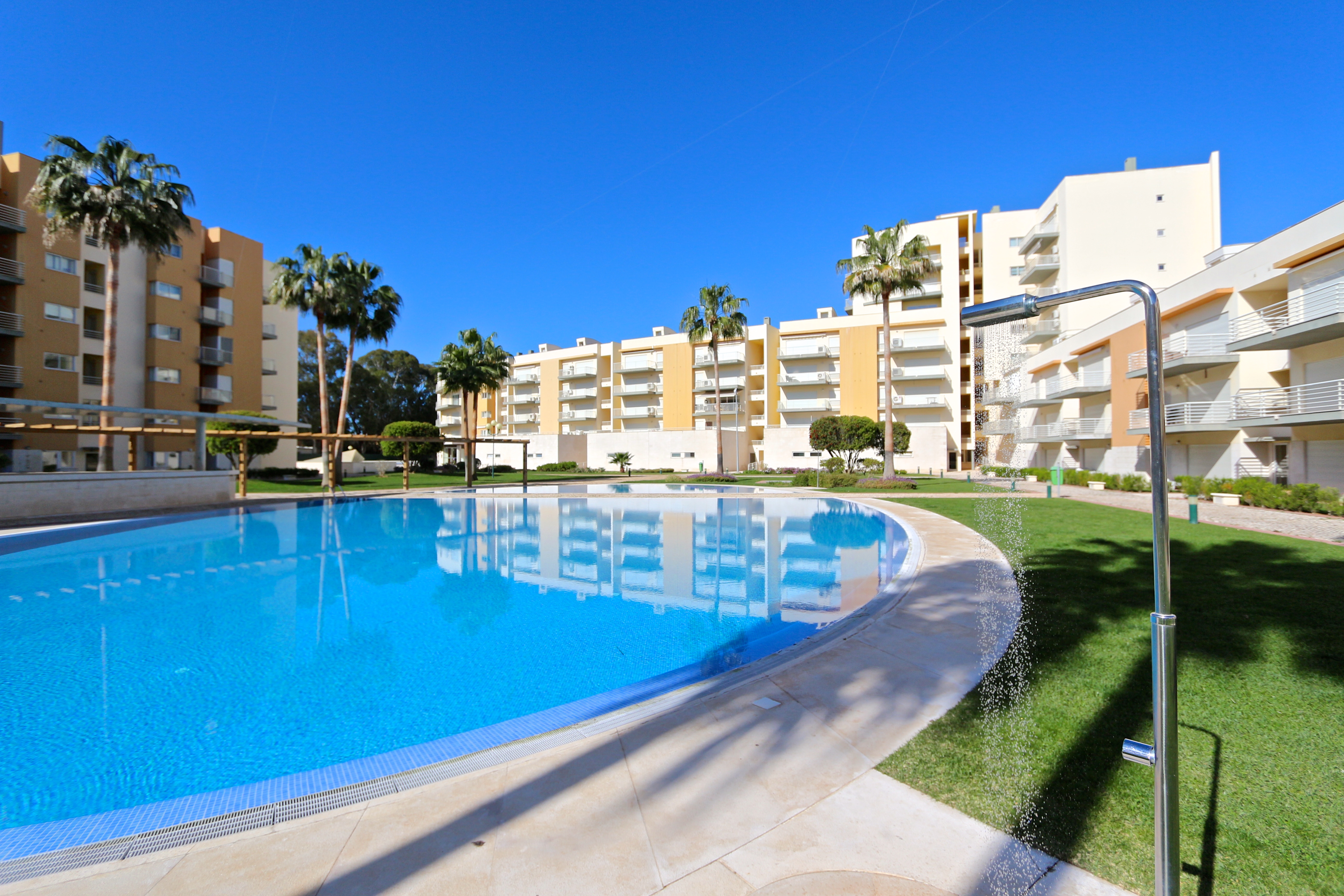 Moura Praia 87-CleverDetails, Marina, Pool, Wifi