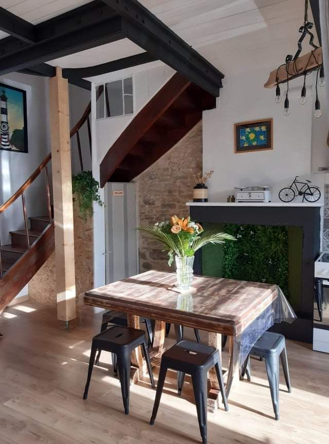 Pleasant townhouse with a rooftop view terrace