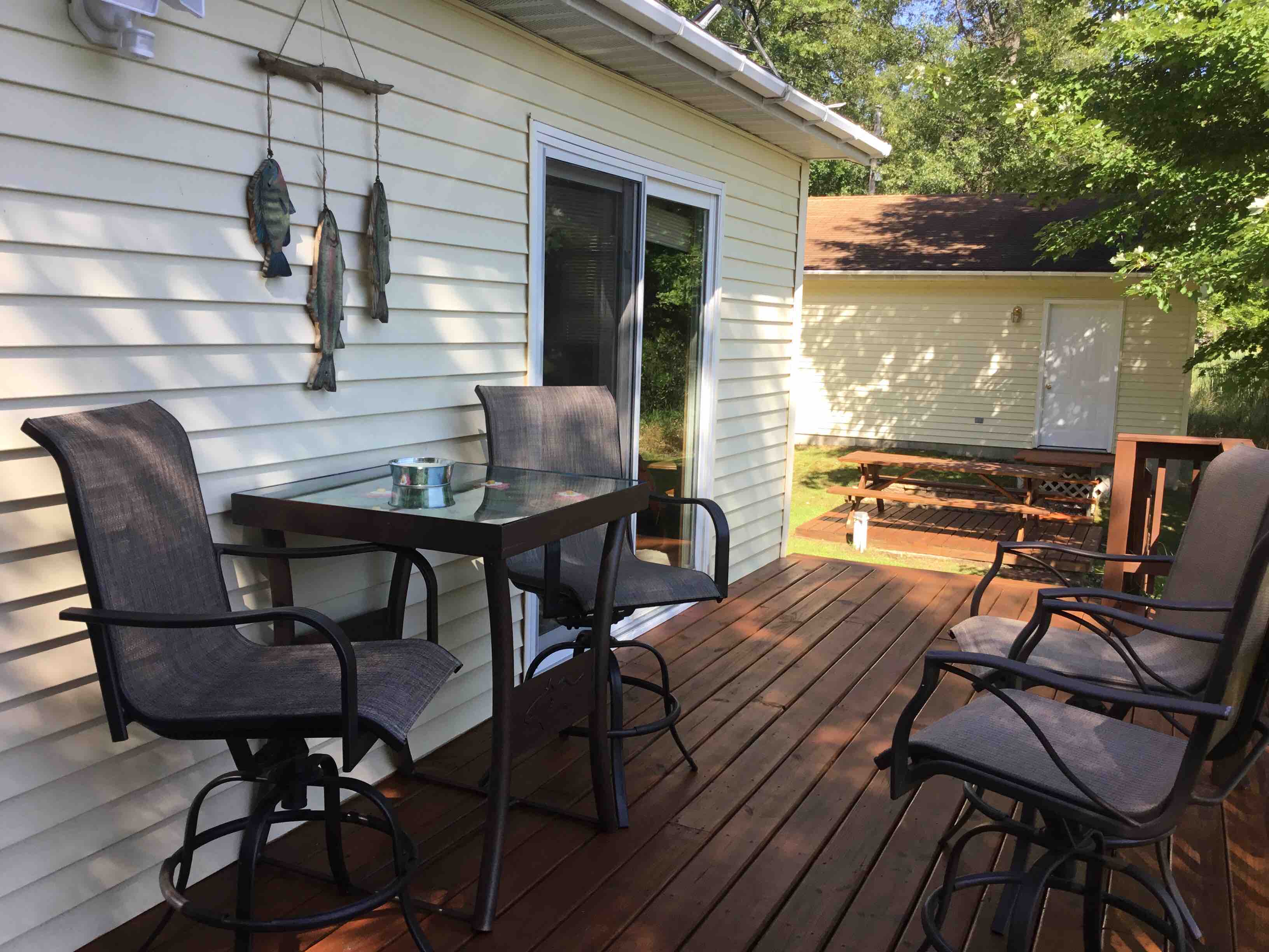 Charming rustic cottage on Moonbeam lake. Cottages for Rent in