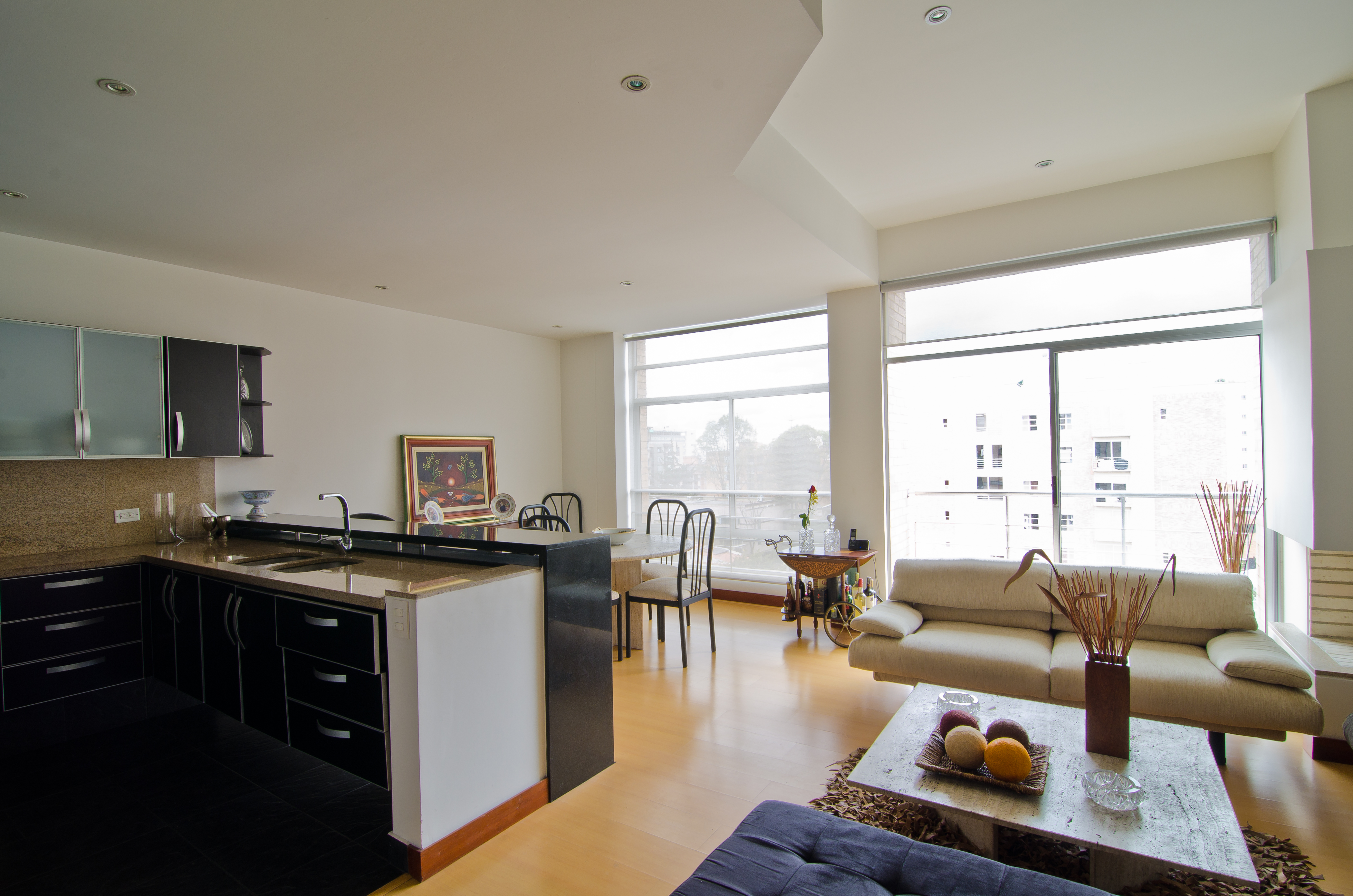 ROOM IN LUXURIOUS DUPLEX APARTMENT in Barrios Unidos, Bogotá