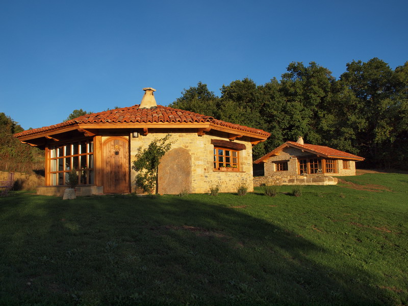Apartamentos Guikuri Oktogono Casas Rurales En Alquiler En Murua Euskadi Espana