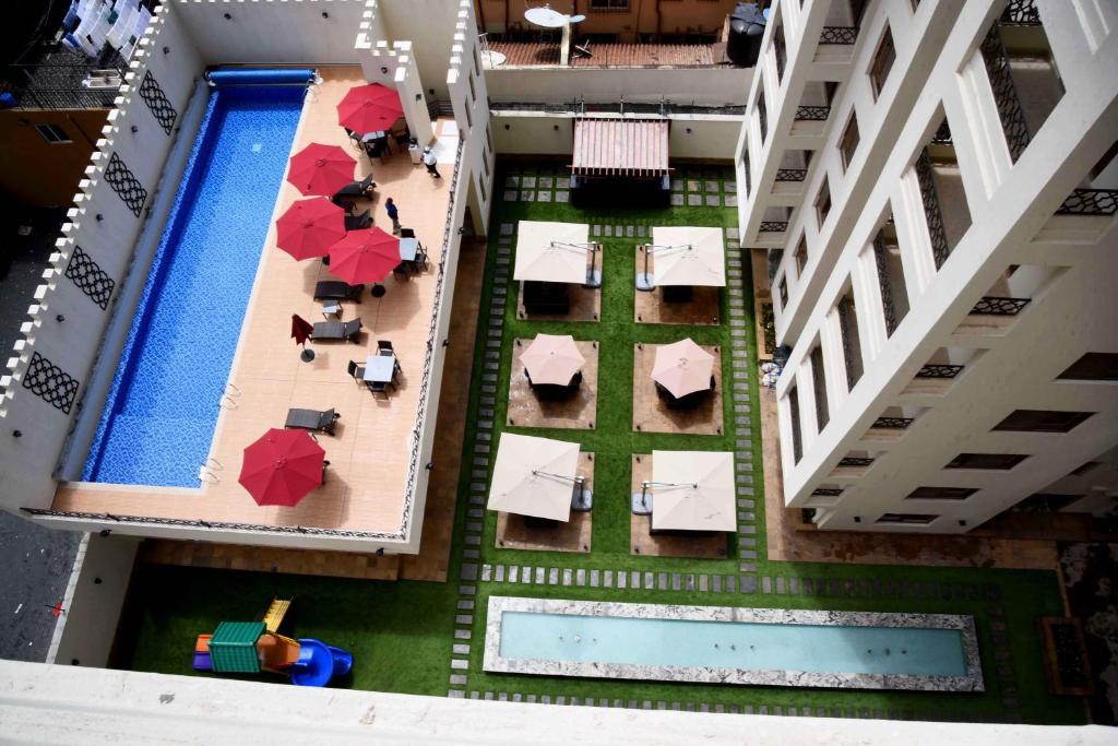 KANDIZ LUXURY STUDIO.HEATED SWIMMING POOL N GYM. in Kilimani, Nairobi